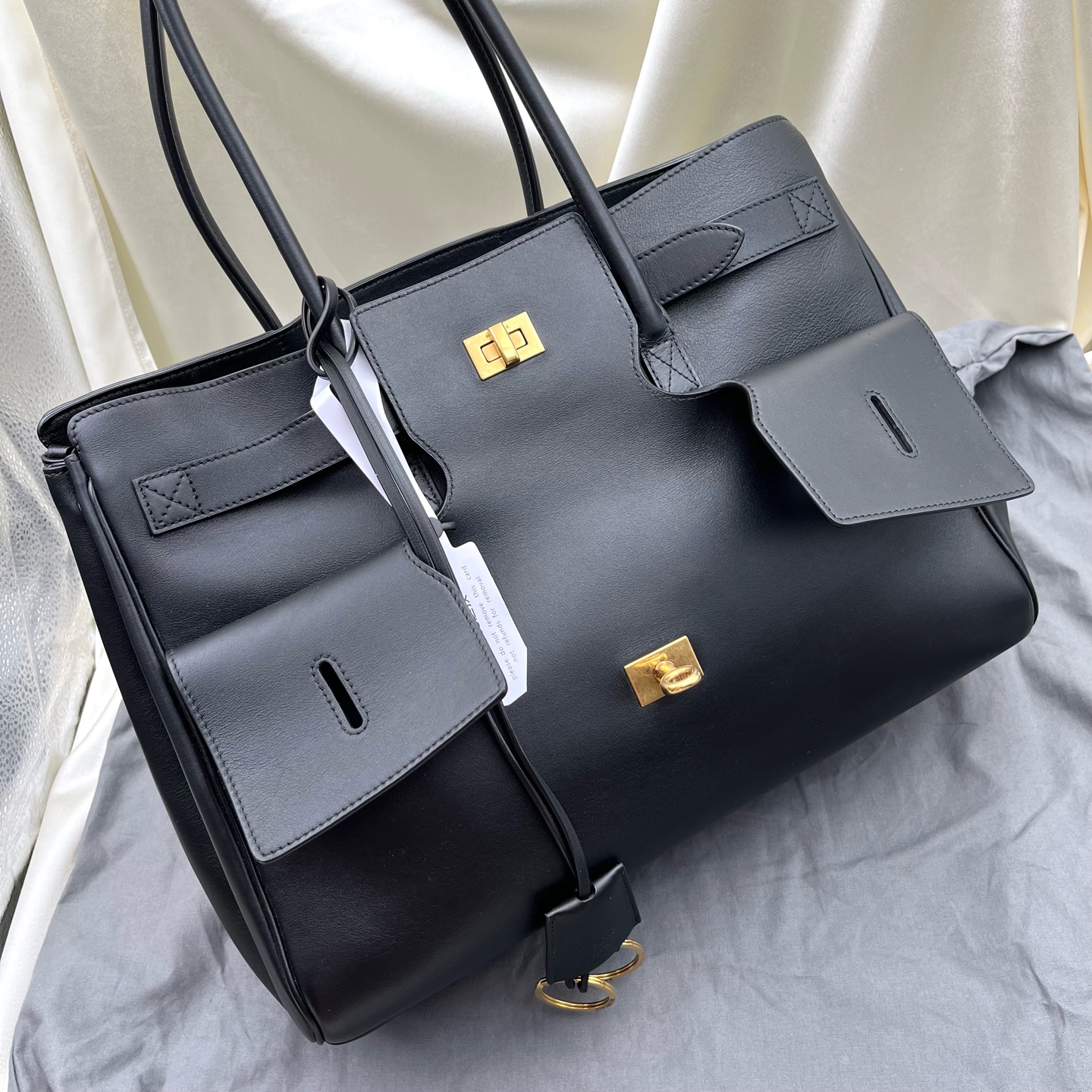 Balenciaga Bel Air Black Smooth Calfskin Tote Bag Authentic