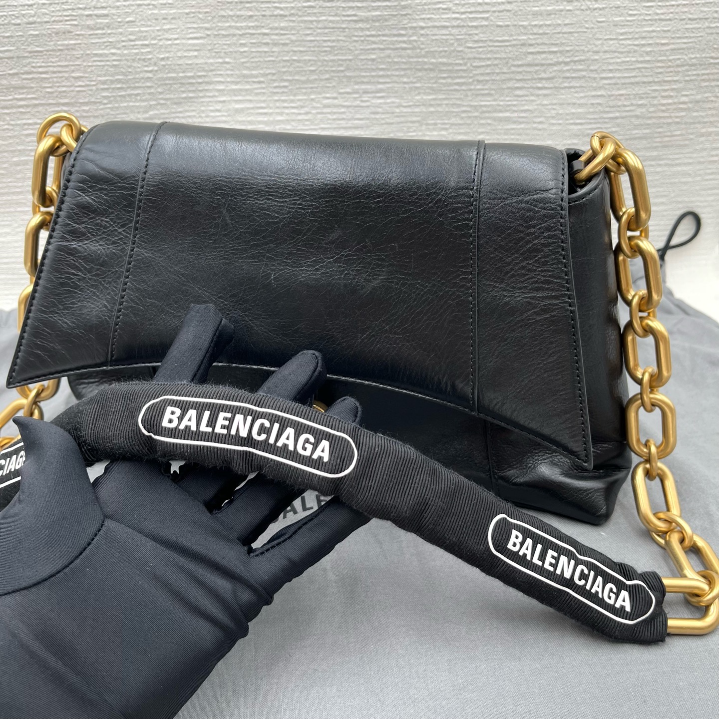 Balenciaga Downtown 6890581I7BM1090 Calfskin Nylon Shoulder Bag Authentic - Image 5