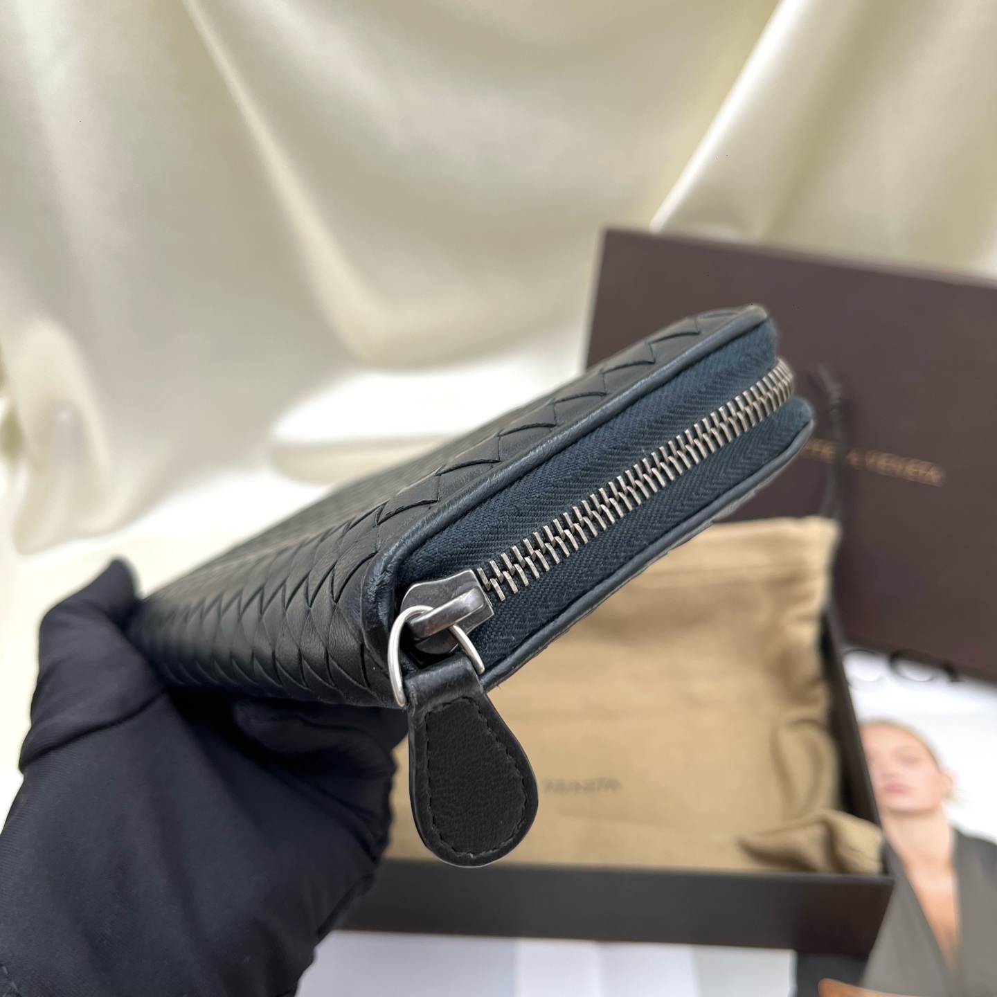 Bottega Veneta Intrecciato Leather Wallet Authentic