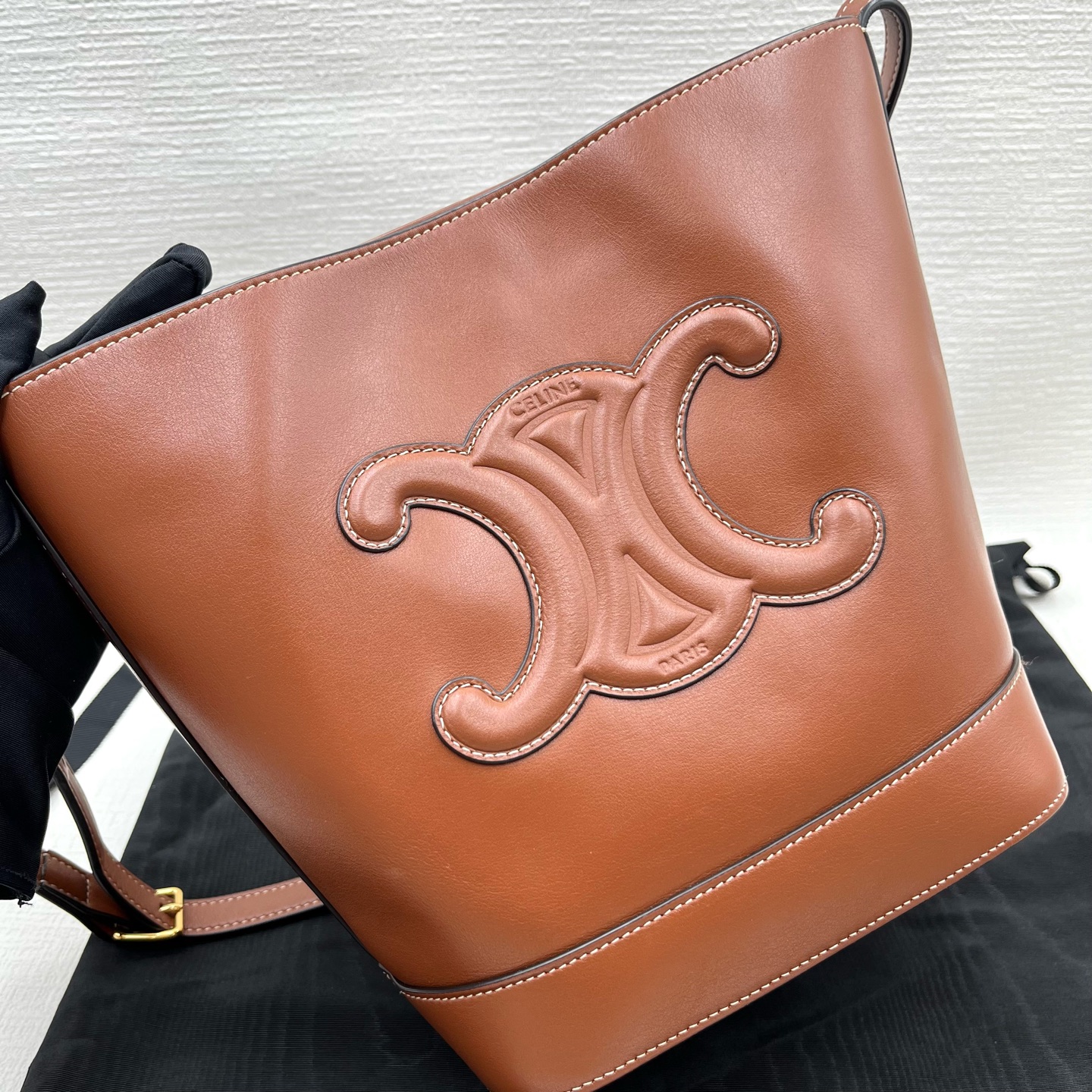 Celine Triomphe Small Smooth Calfskin Bucket Bag Taupe Authentic - Image 9