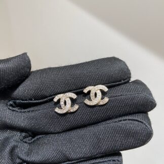 Chanel Gold Classic Double C Earrings 99% New Authentic