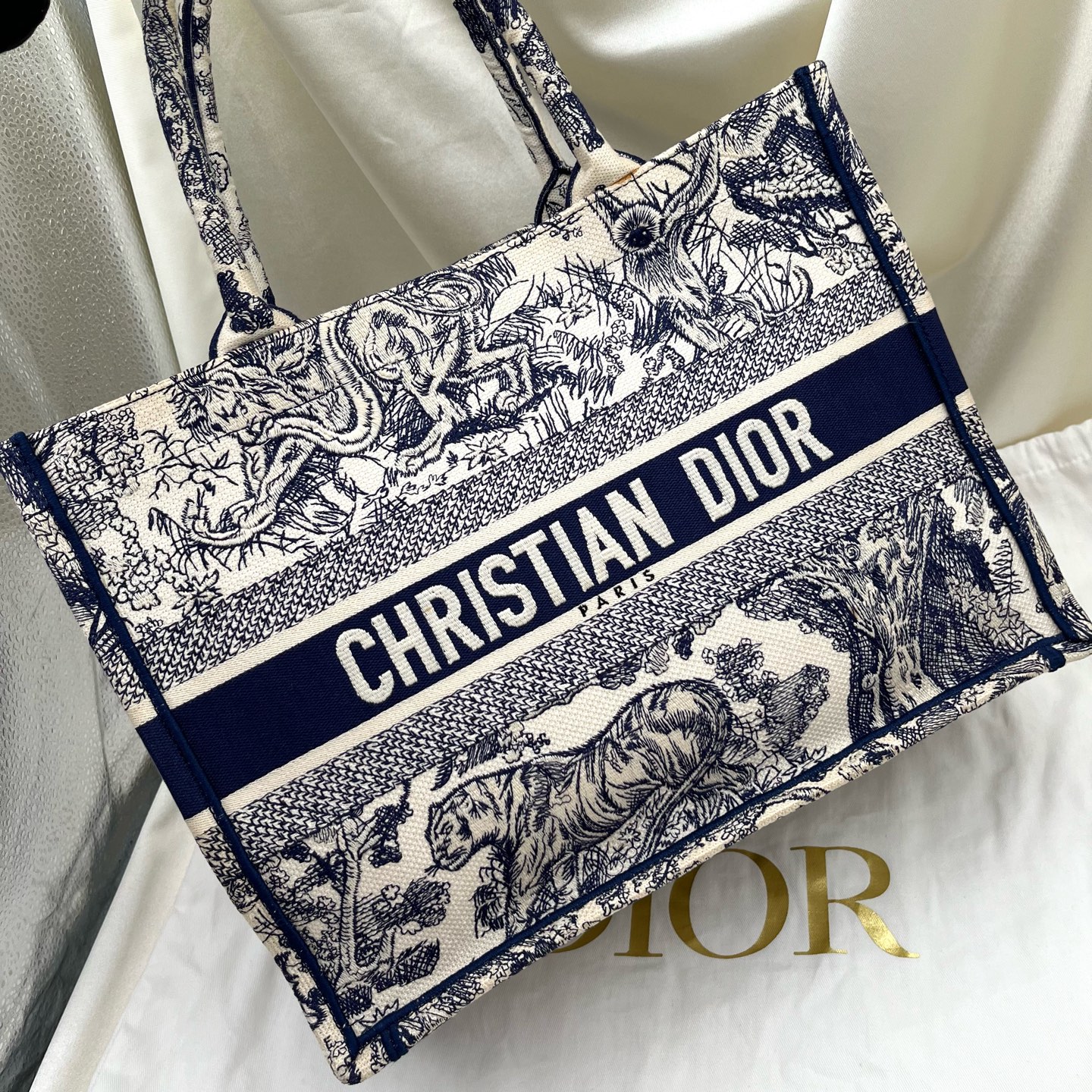 DIOR BookTote Jungle Tiger Toile de Jouy Embroidery Tote Bag Blue Authentic - Image 4