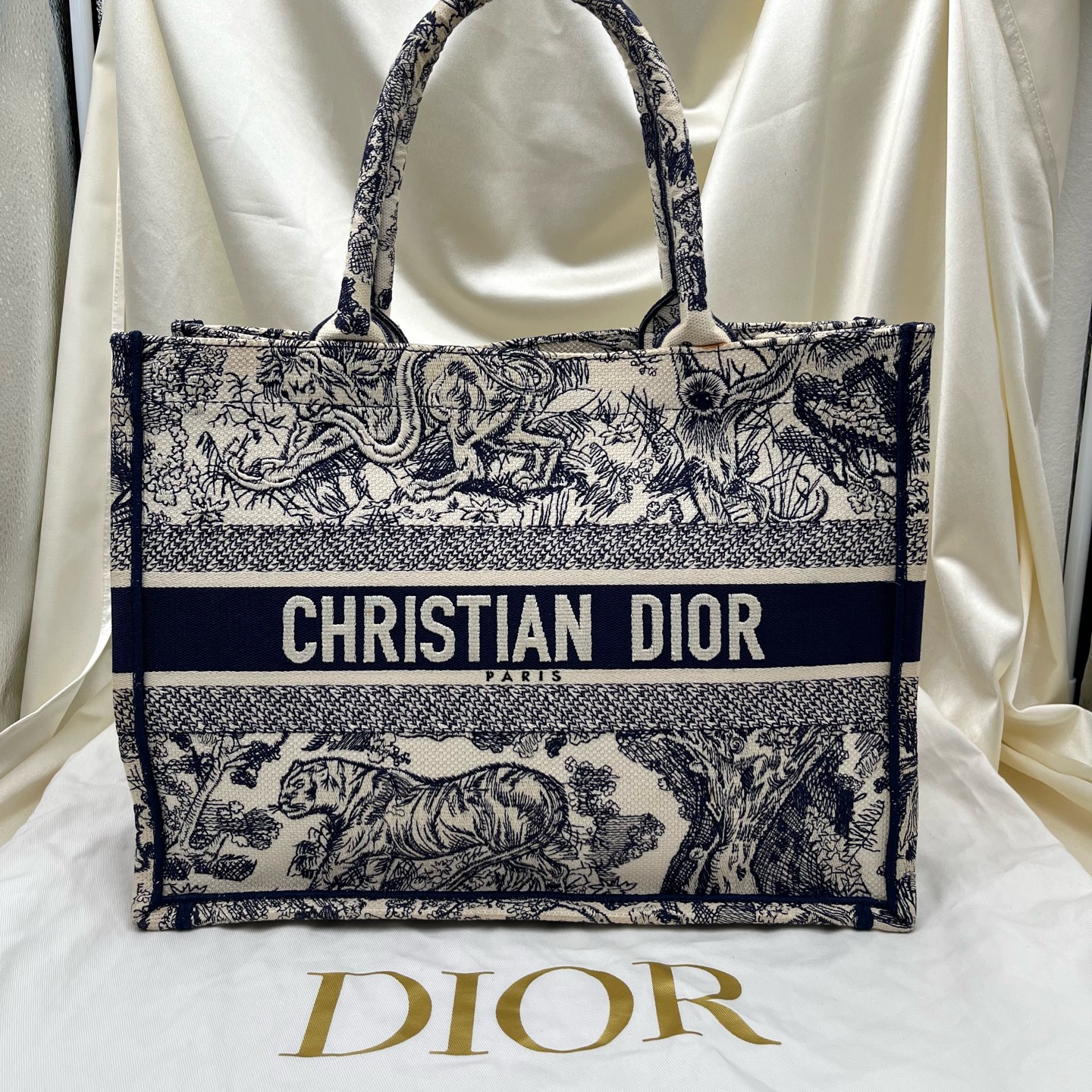 DIOR BookTote Jungle Tiger Toile de Jouy Embroidery Tote Bag Blue Authentic - Image 5