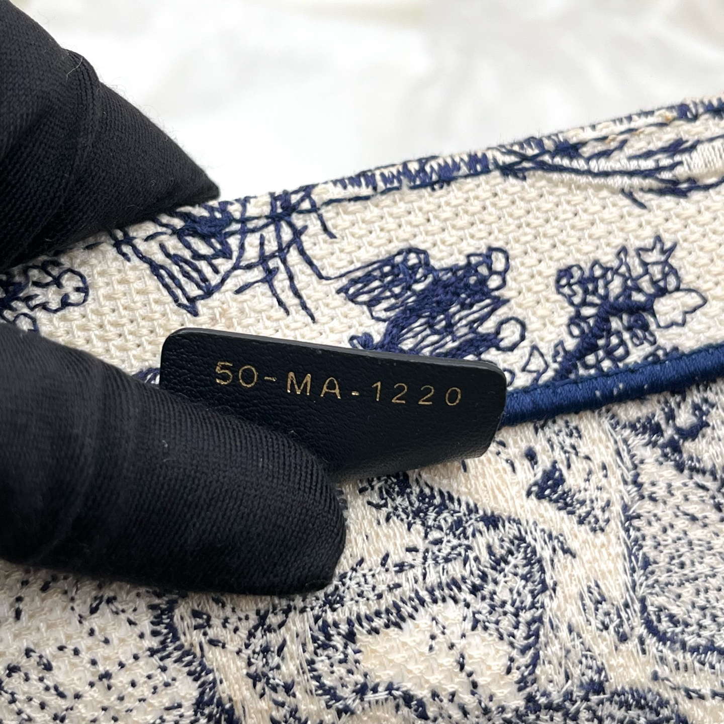 DIOR BookTote Jungle Tiger Toile de Jouy Embroidery Tote Bag Blue Authentic - Image 6