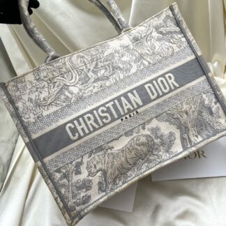 DIOR BookTote Tiger Print Embroidery Canvas Tote Bag M1296ZTDT-M932 Me Authentic