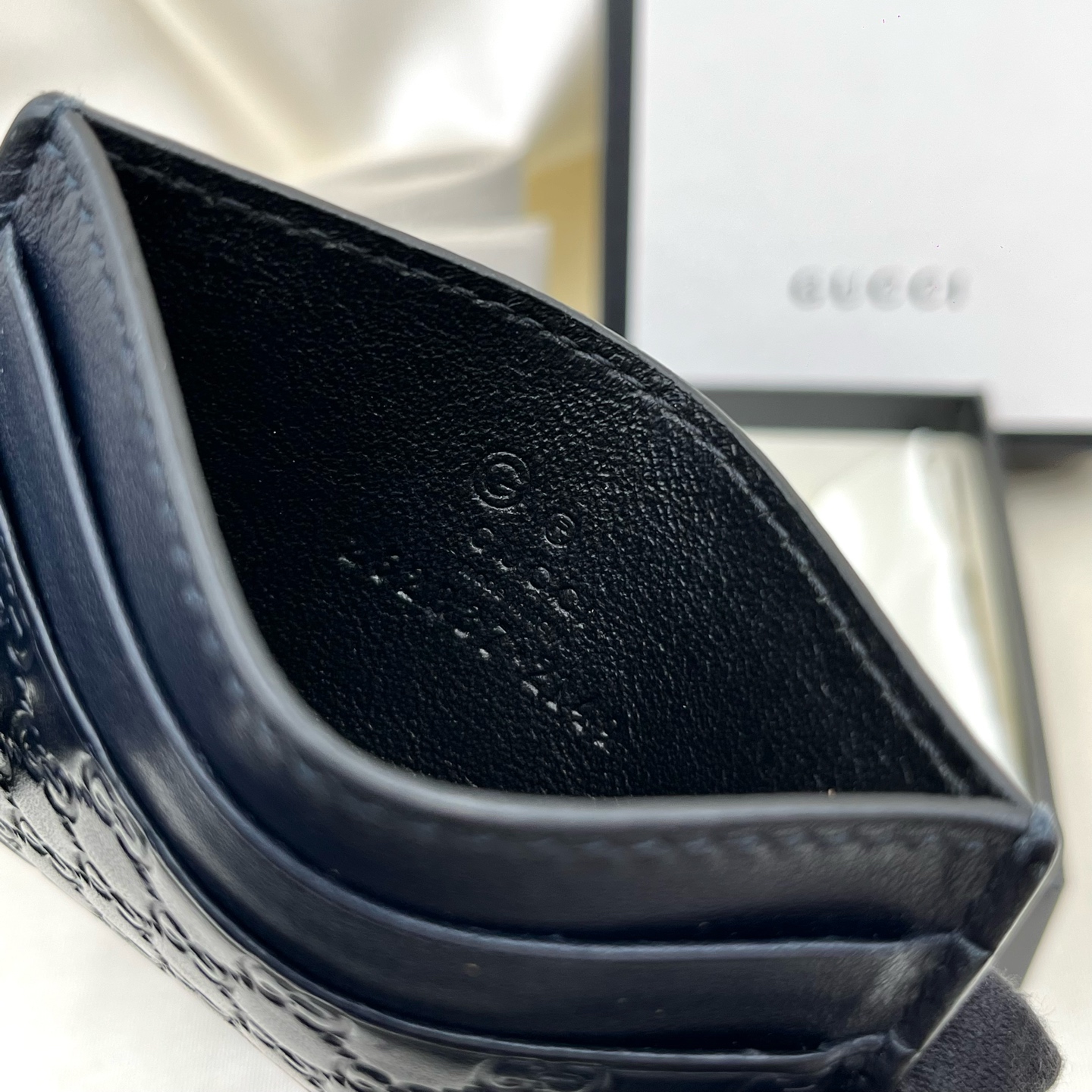 GUCCI Card Holder Logo Embossed Leather Navy Blue 262837 Authentic - Image 5