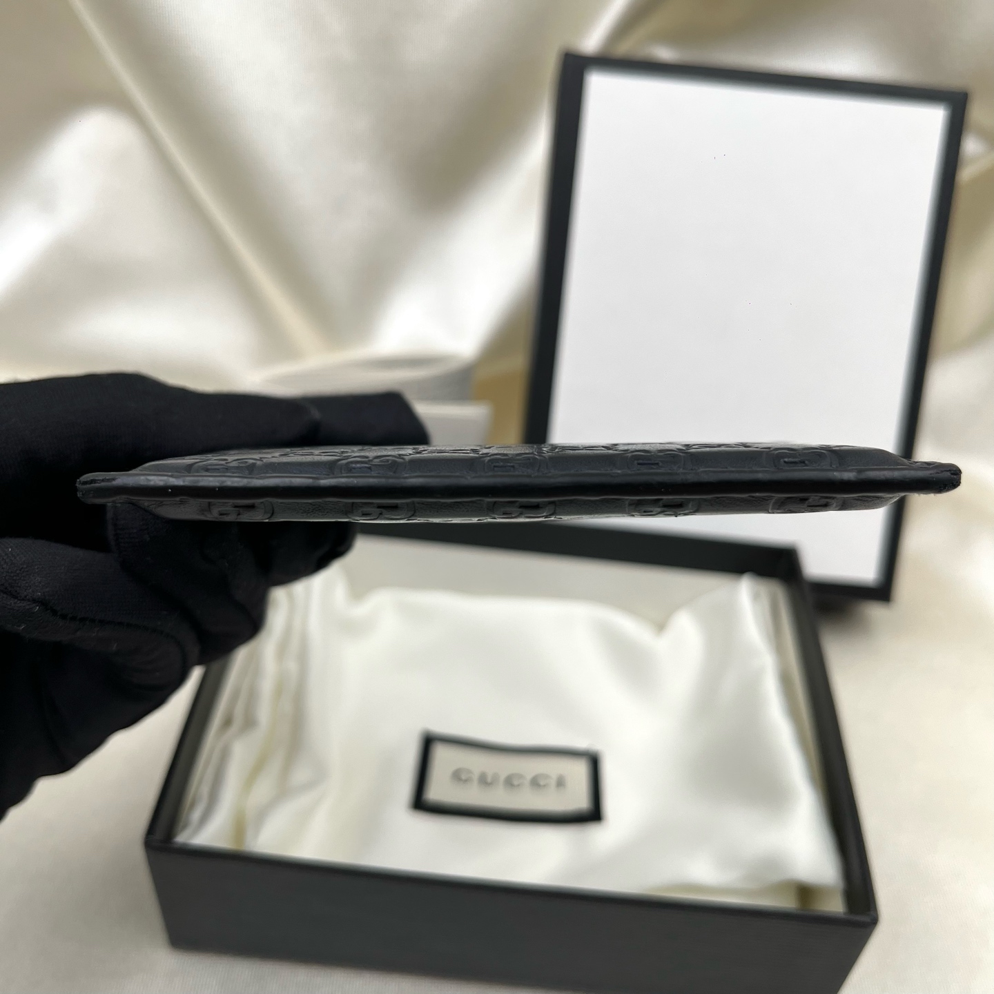 GUCCI Card Holder Logo Embossed Leather Navy Blue 262837 Authentic - Image 7