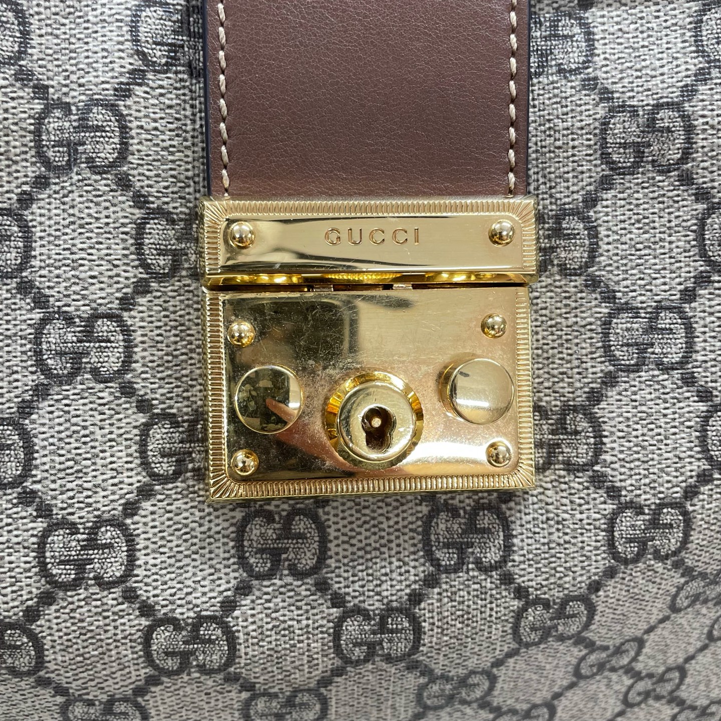 Gucci Padlock Medium Shoulder Bag Caramel Leather Authentic - Image 6