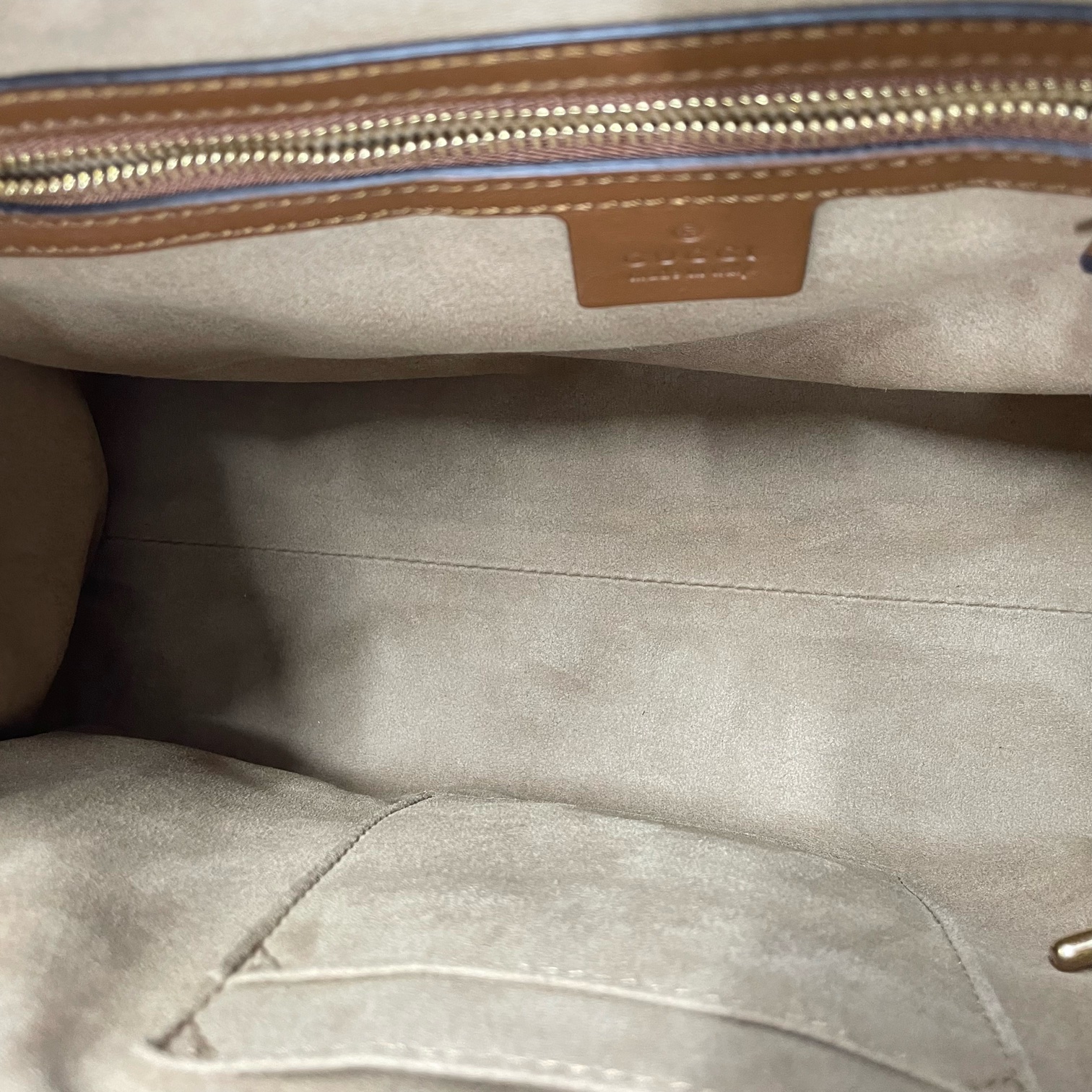 Gucci Padlock Medium Shoulder Bag Caramel Leather Authentic - Image 7