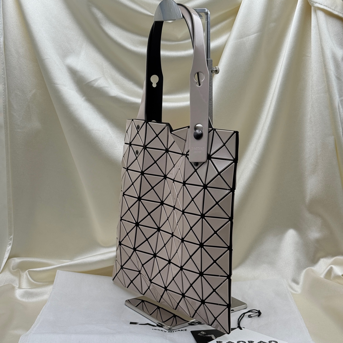 ISSEY MIYAKE Prism 7-Grid Tote Bag Beige PVC Authentic - Image 7