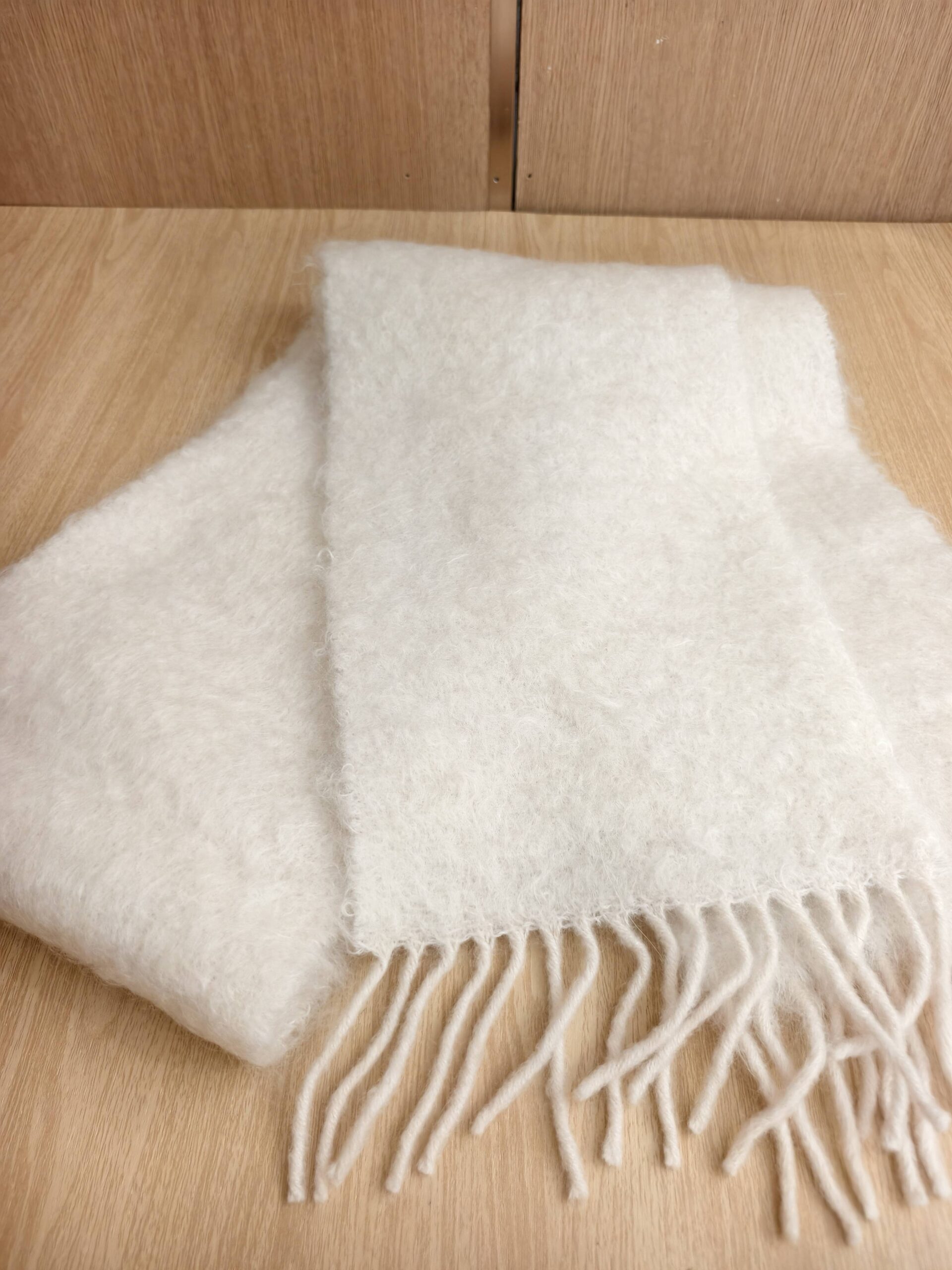 LOEWE Wool Scarf 23x195cm Pre-Owned Authentic - Image 2