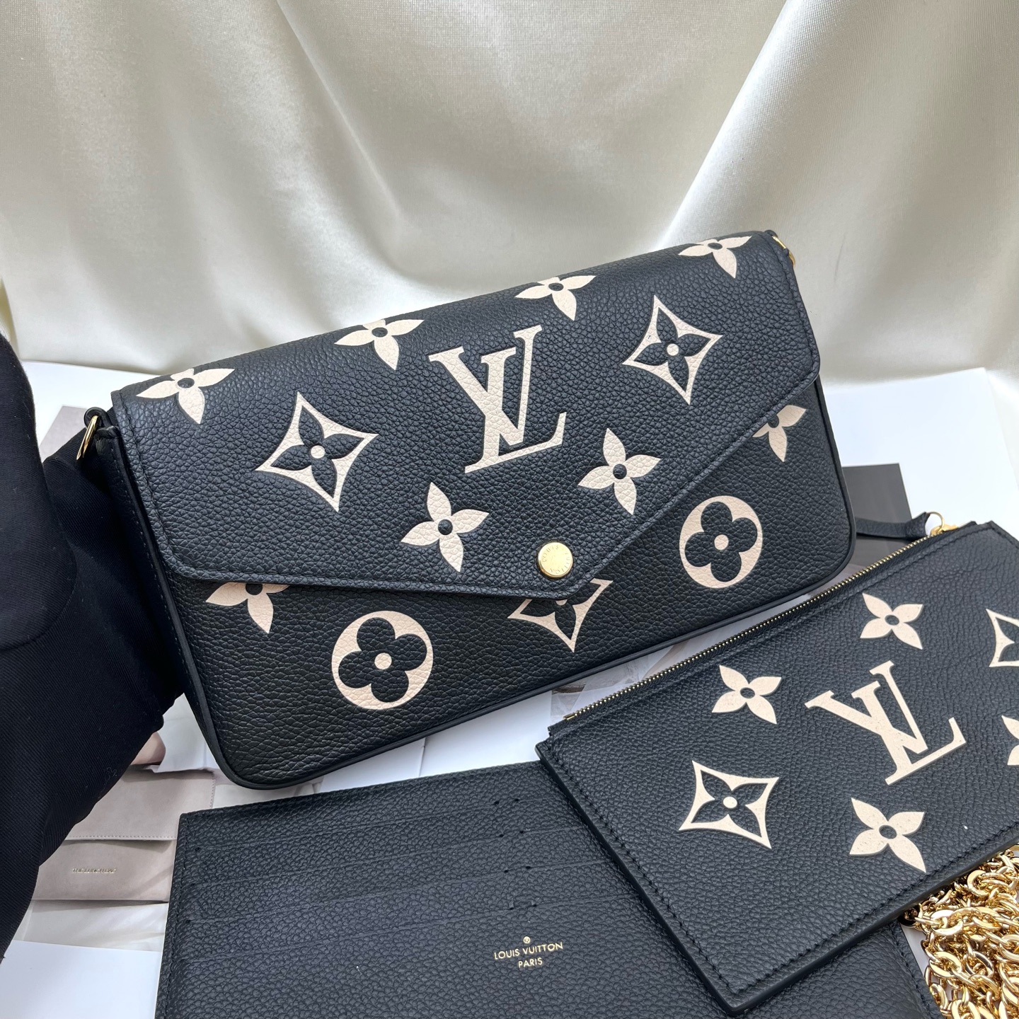 Louis Vuitton M80482 Black Calfskin Pochette Félicie Envelope Crossbod Authentic - Image 3