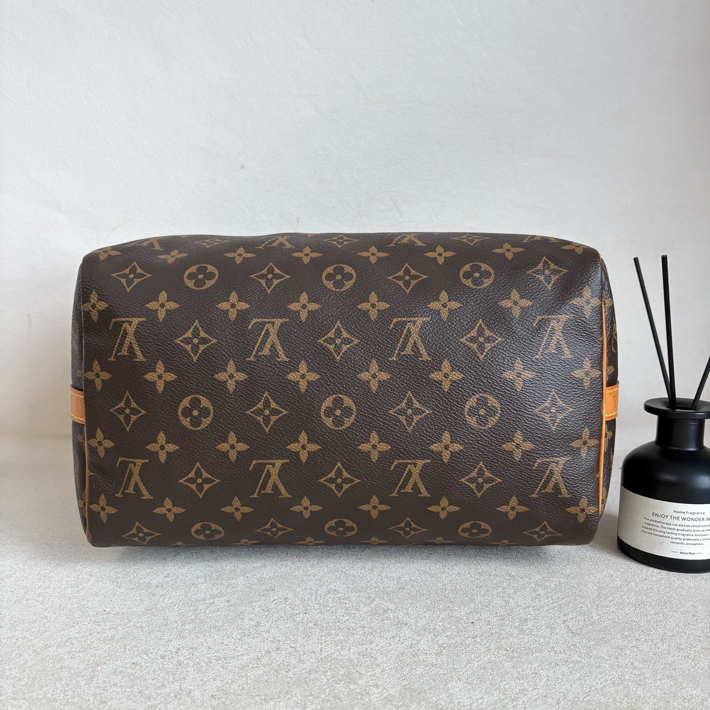 Louis Vuitton Speedy 30 Shoulder Bag MB2146 Monogram Canvas Authentic - Image 5