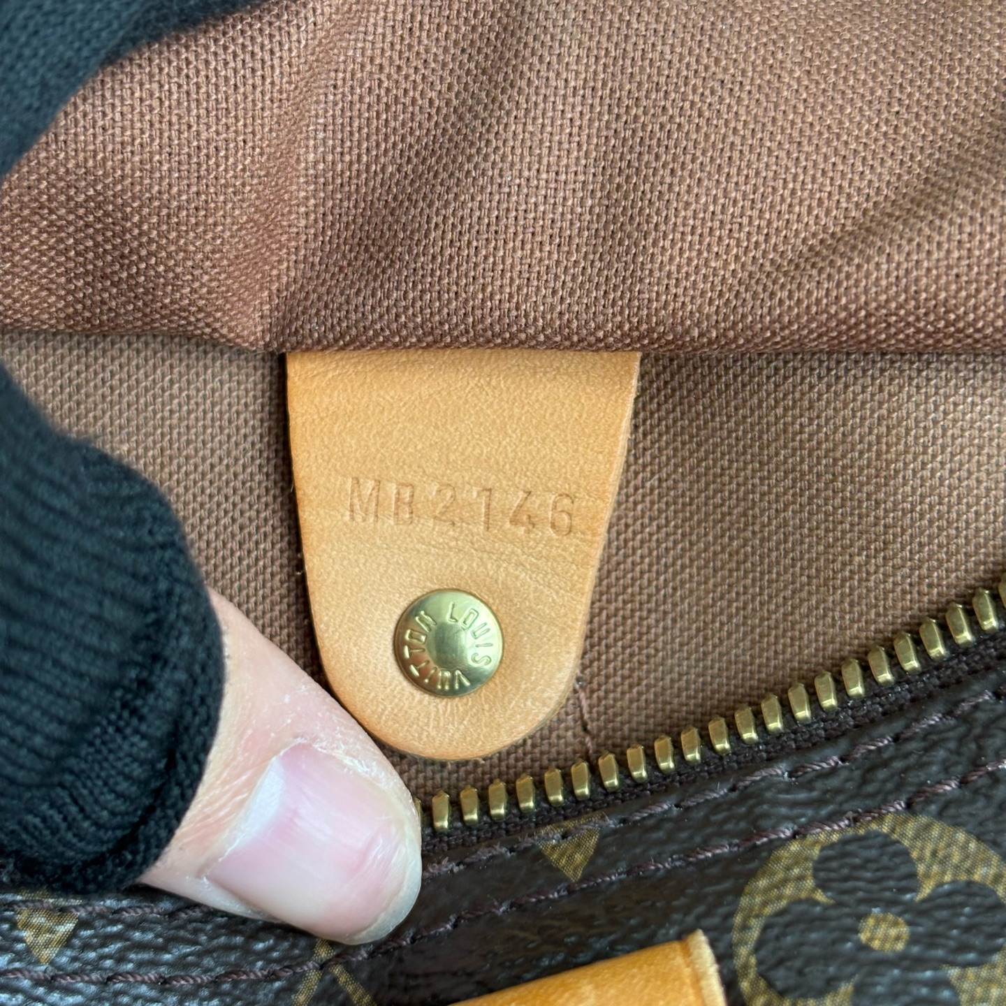 Louis Vuitton Speedy 30 Shoulder Bag MB2146 Monogram Canvas Authentic - Image 7