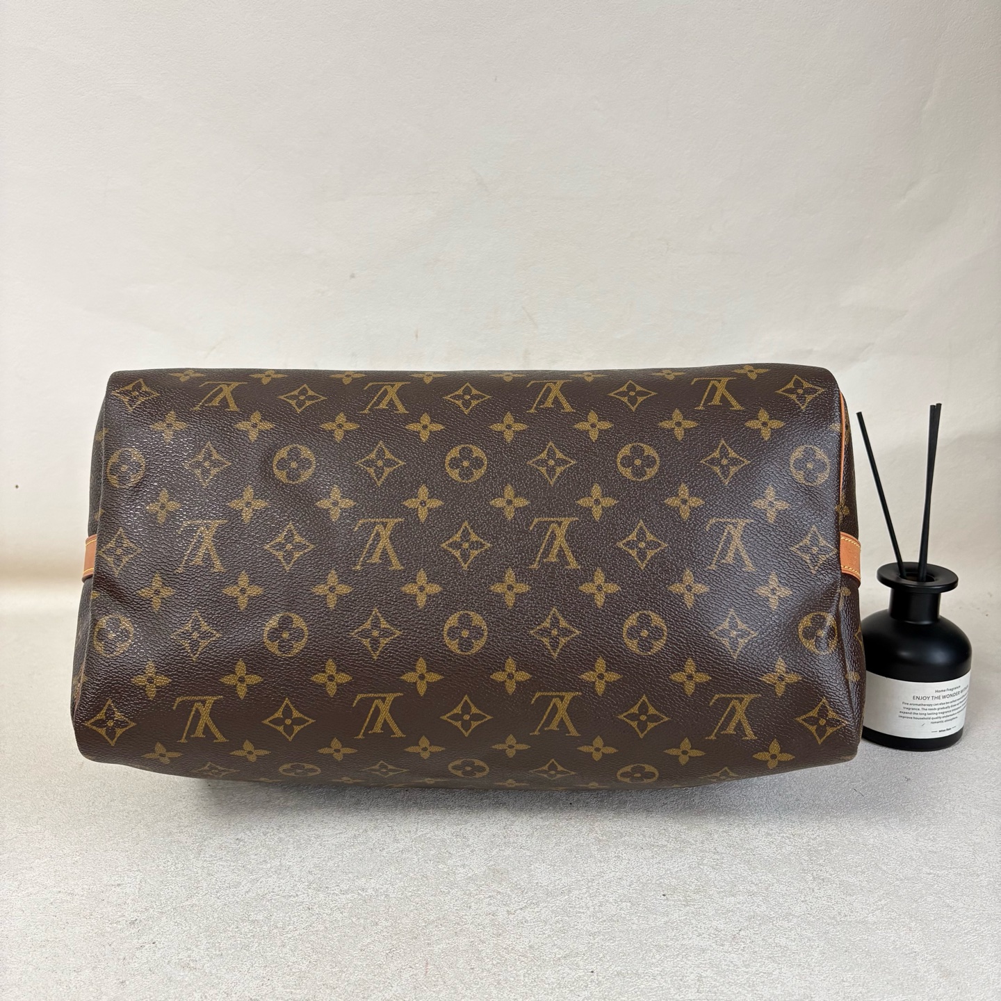 Louis Vuitton Speedy 35 Shoulder Bag Monogram Canvas Authentic - Image 5