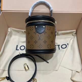 Louis Vuitton Bucket Bag Black Monogram Authentic
