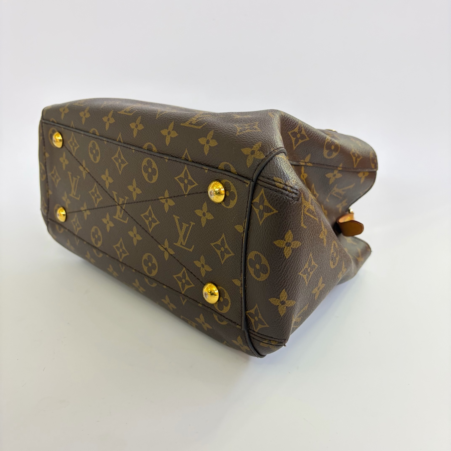 LV Montaigne MM Monogram Canvas Satchel/Top Handle Bag Authentic - Image 7