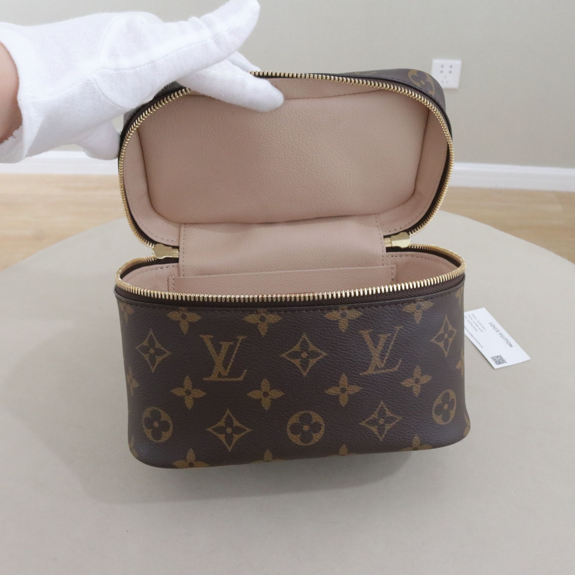 LV Nice Mini M44495 Cosmetic Pouch Monogram Canvas Authentic - Image 8