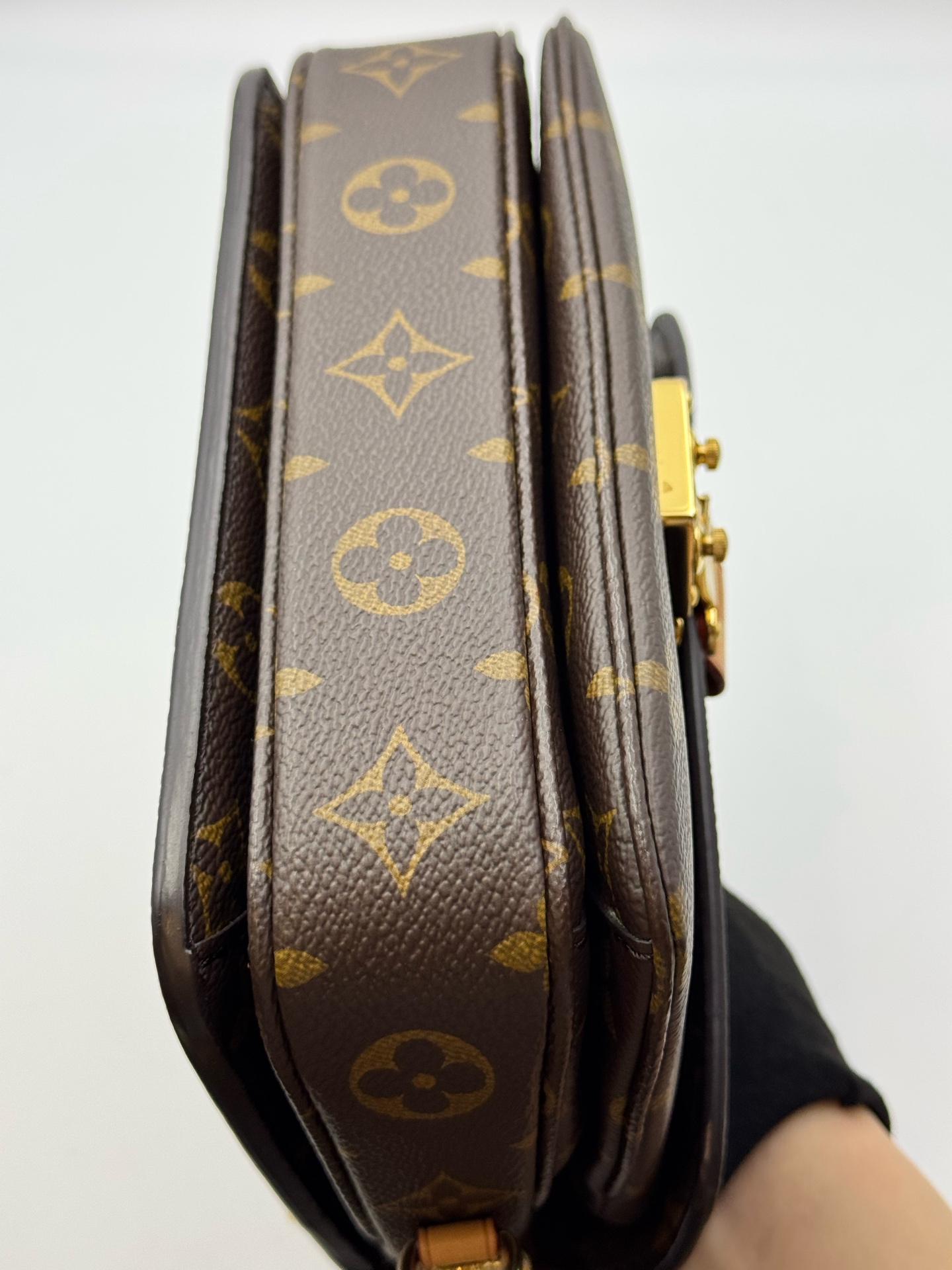 Louis Vuitton Monogram Coated Canvas Mini Messenger Bag 21.5x6x13.5 Authentic - Image 9