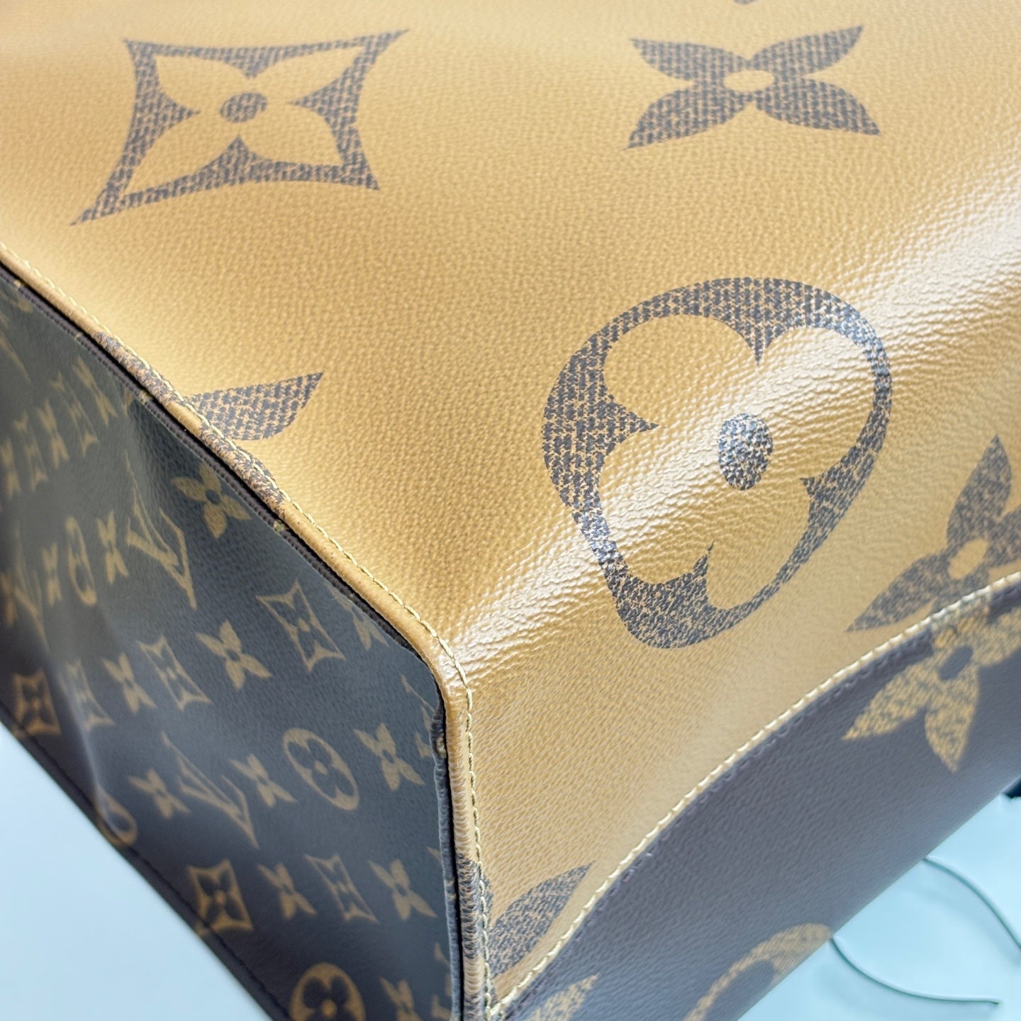 LV Onthego Brown/Caramel Monogram Large Tote Authentic - Image 9