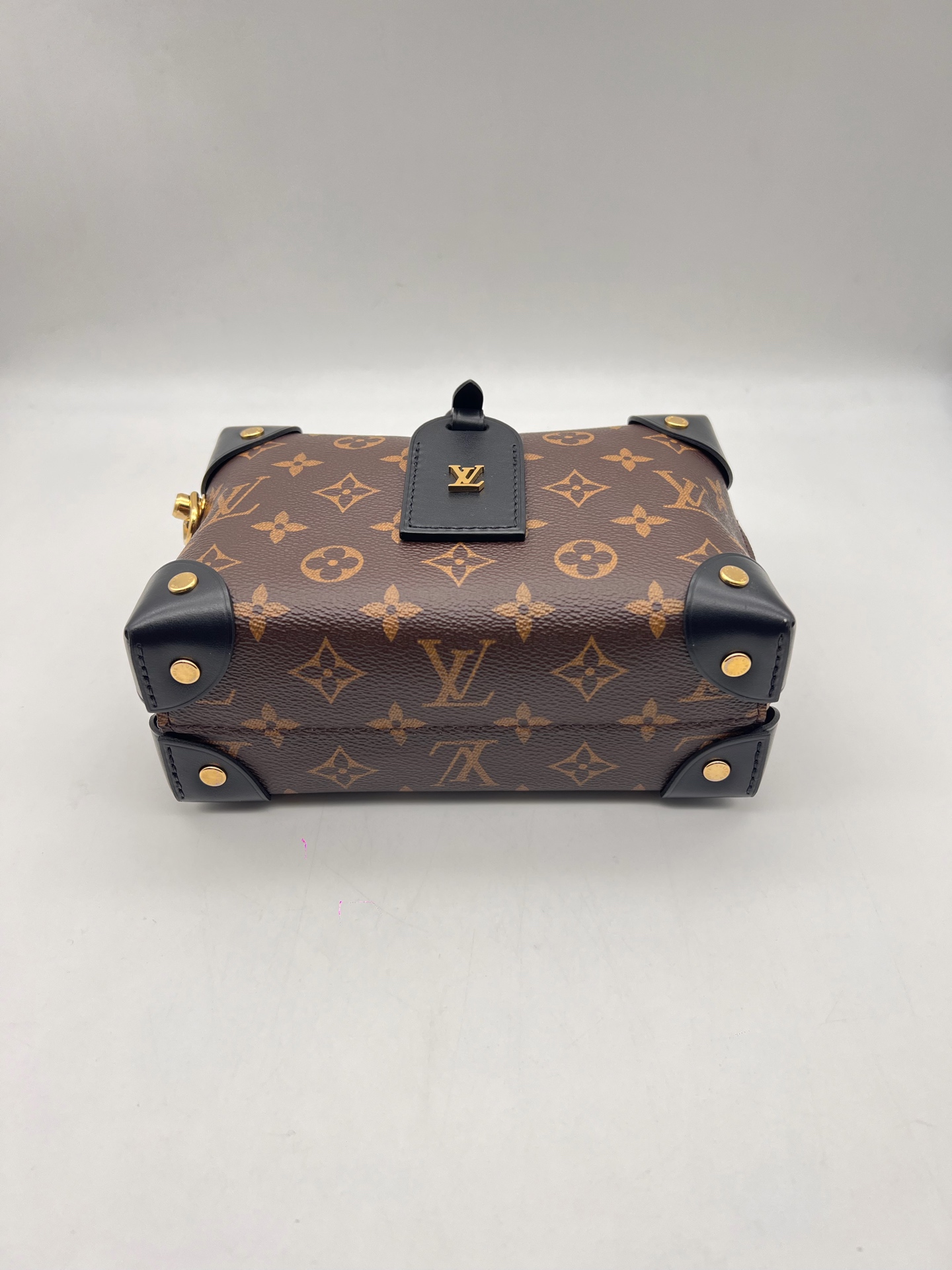LV Petite Malle Monogram Black Epi Leather Crossbody Bag Authentic - Image 4