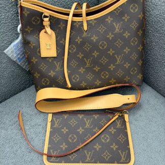 LV Carryall PM 99% New Authentic