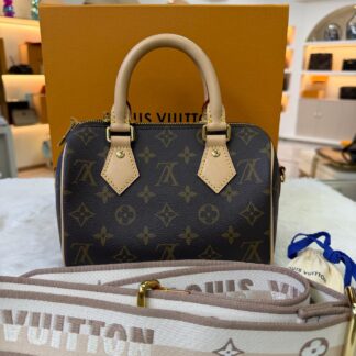 LV SP20 Beige Shoulder Bag 99% New Full Set Authentic
