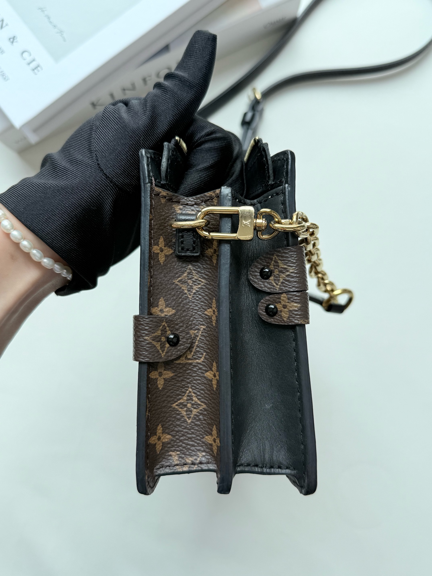 LV Trunk Clutch Monogram Brown Soft Trunk 2019 Chip Authentic - Image 4