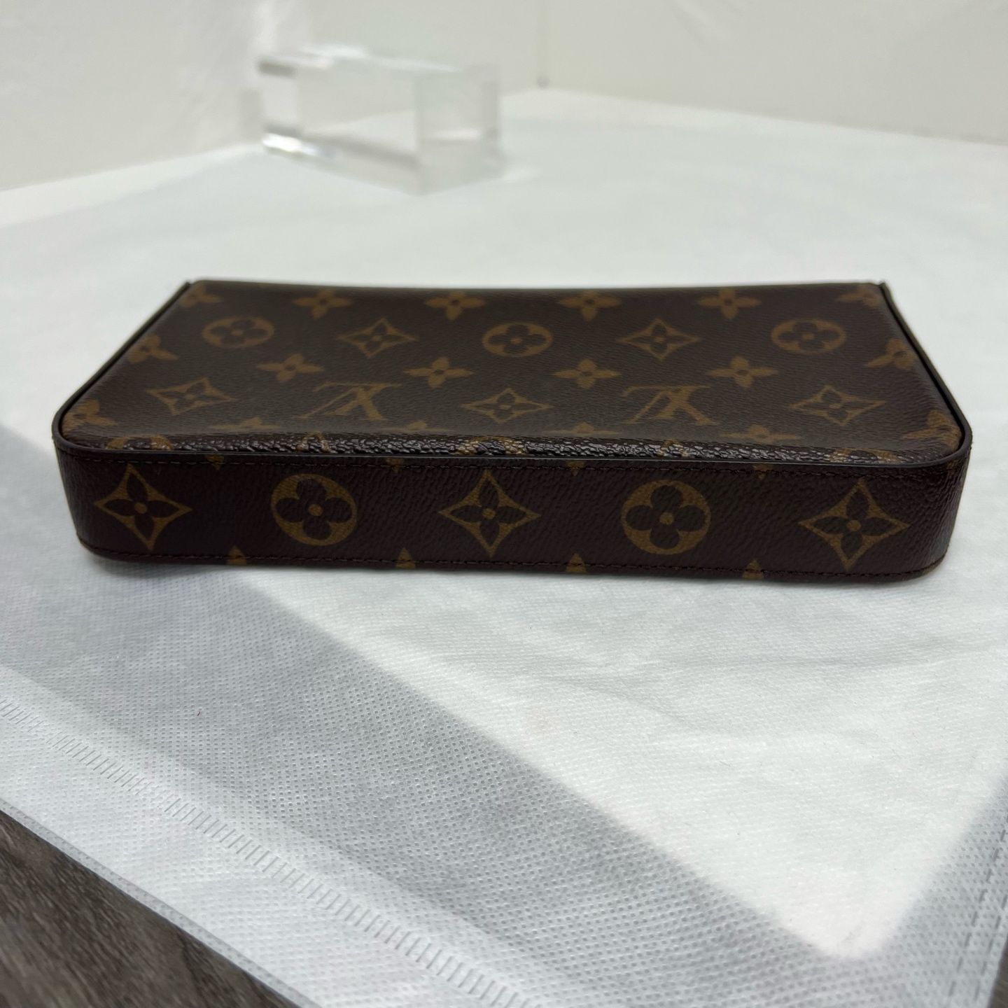 LV Envelope 3-in-1 Chain Bag Crossbody Authentic - Image 6
