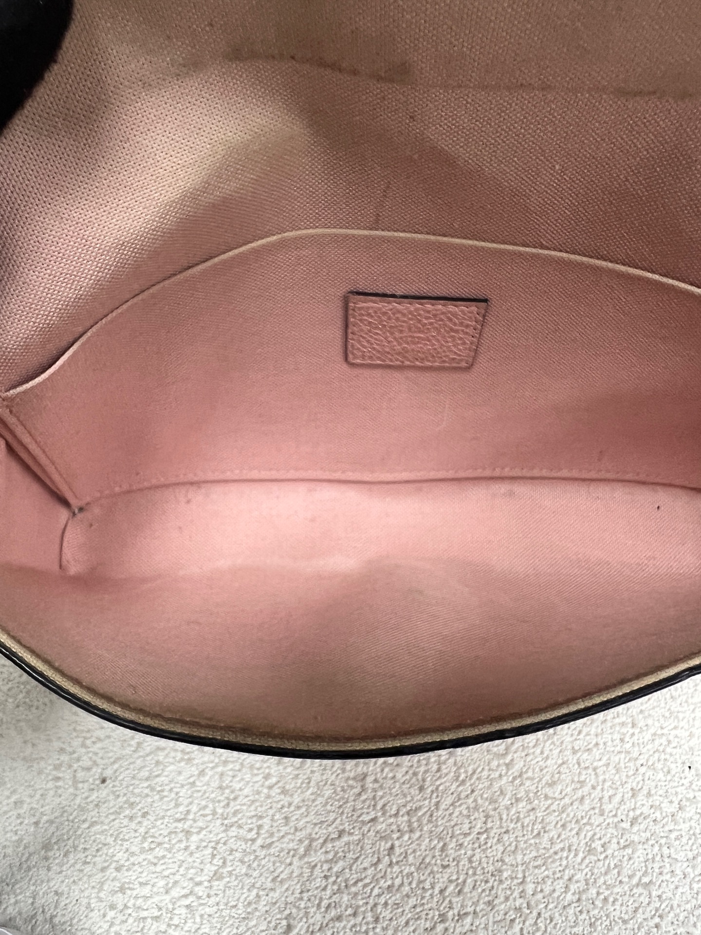 LV Pink Leather Tri-Fold Chain Bag Calfskin Gold Hardware Authentic - Image 5