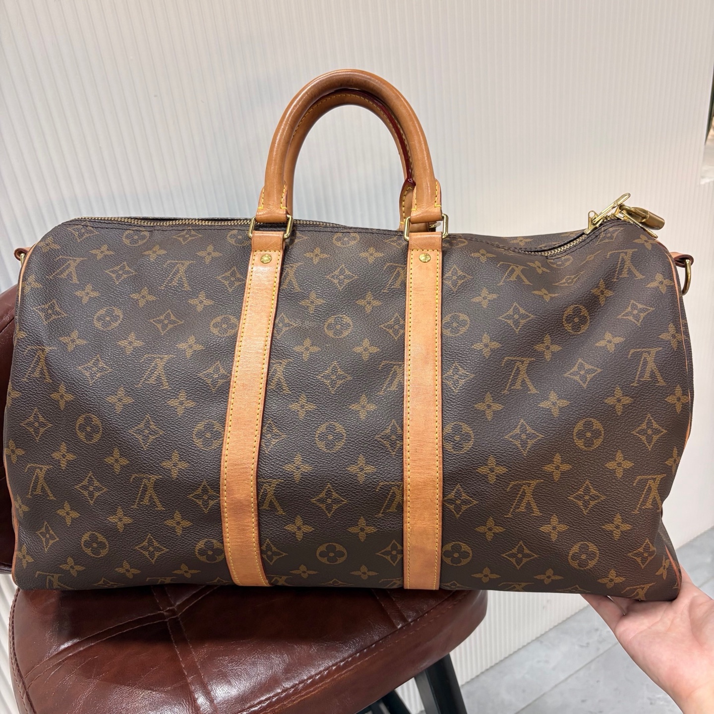 LV Keepall 45 Monogram Travel Duffle Bag Authentic - Image 4