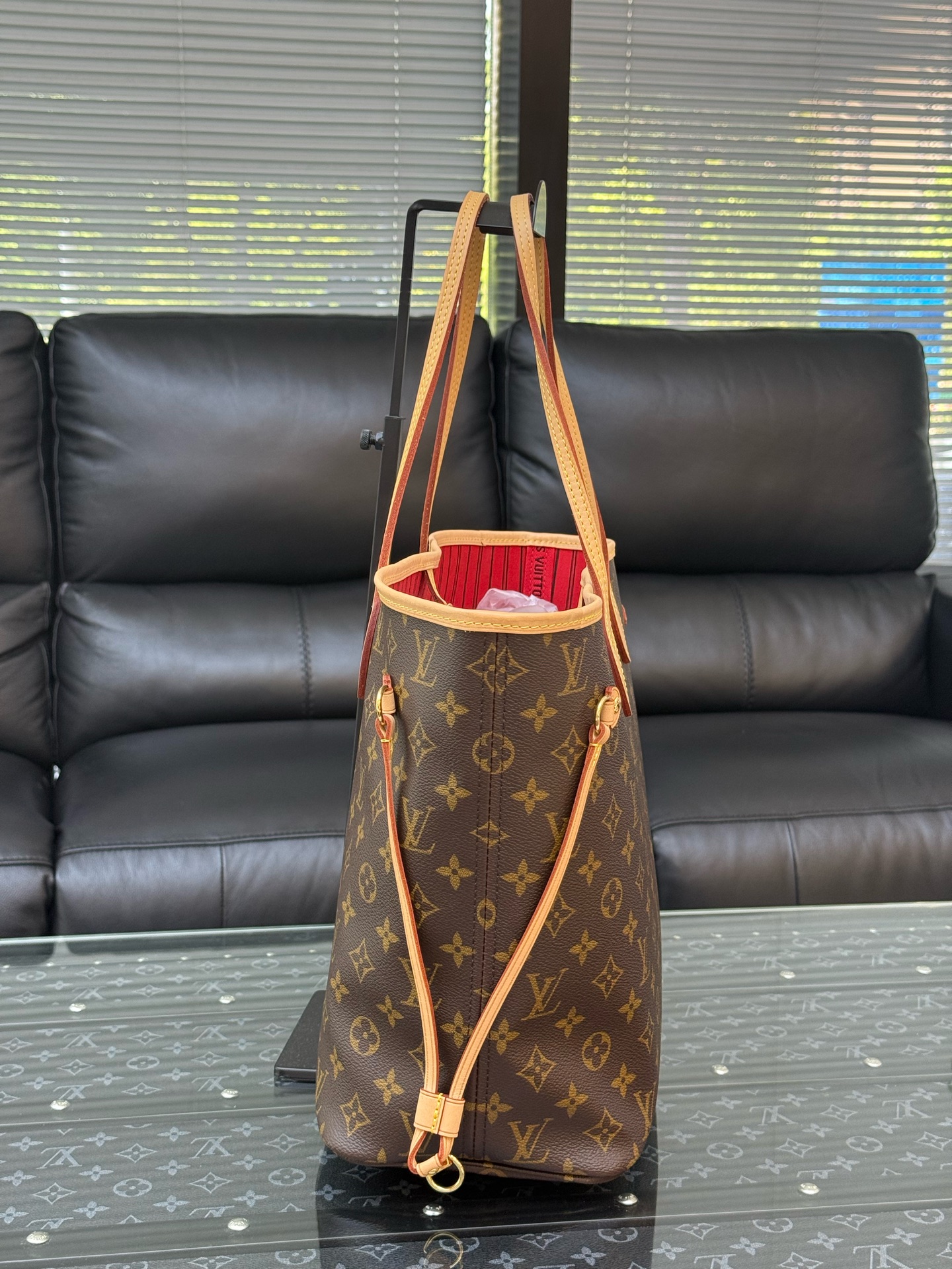 LV Louis Vuitton Neverfull MM Tote Bag Red Interior Authentic