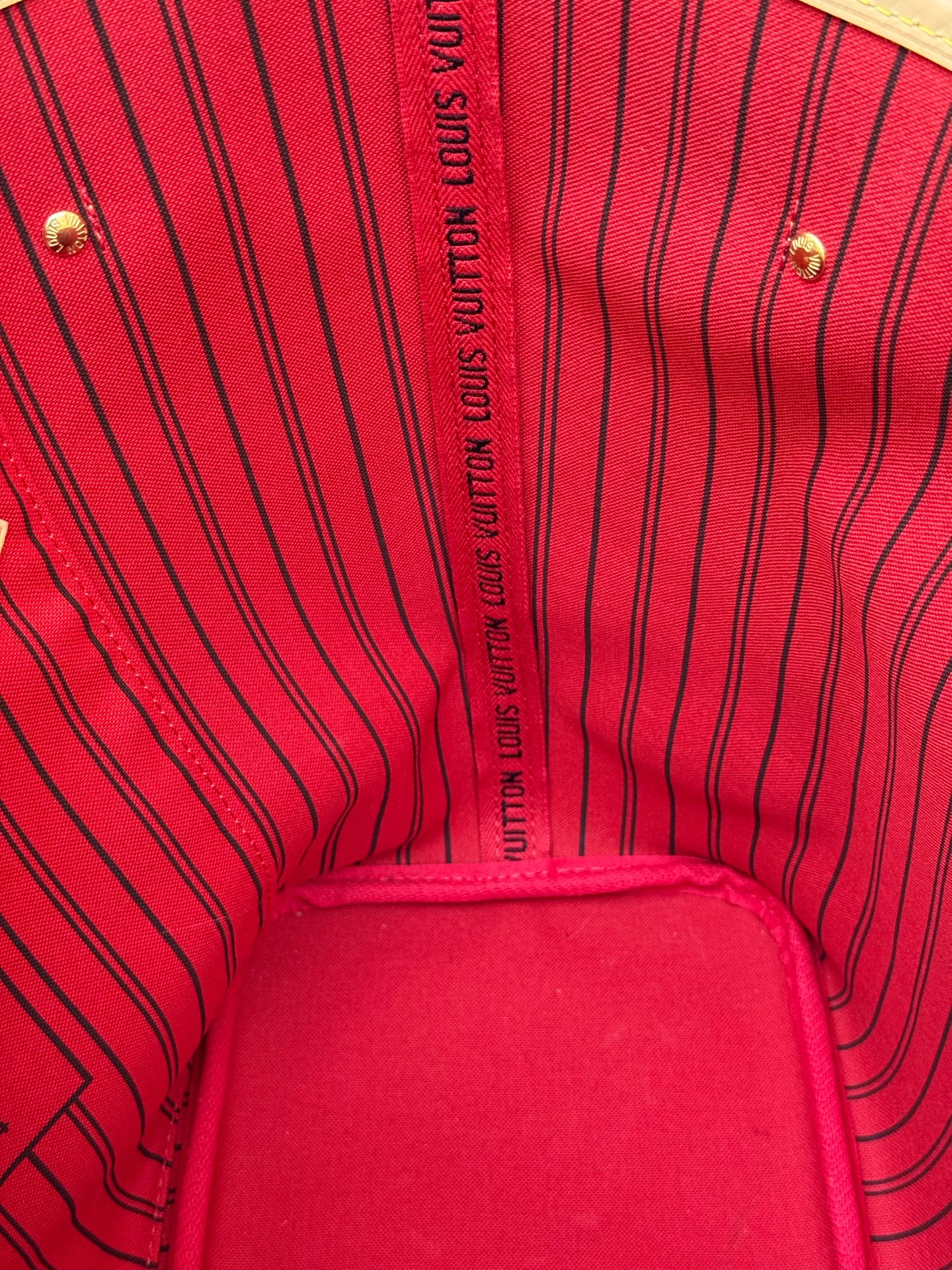 LV Louis Vuitton Neverfull MM Tote Bag Red Interior Authentic - Image 8
