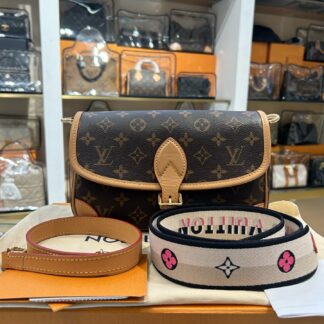 LV Louis Vuitton Diane PM Black Shoulder Bag Authentic