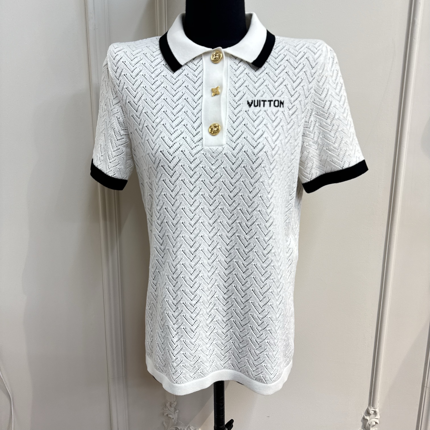 LV Resort SS26 Floral Button Mesh Knit Top S 99% New Authentic