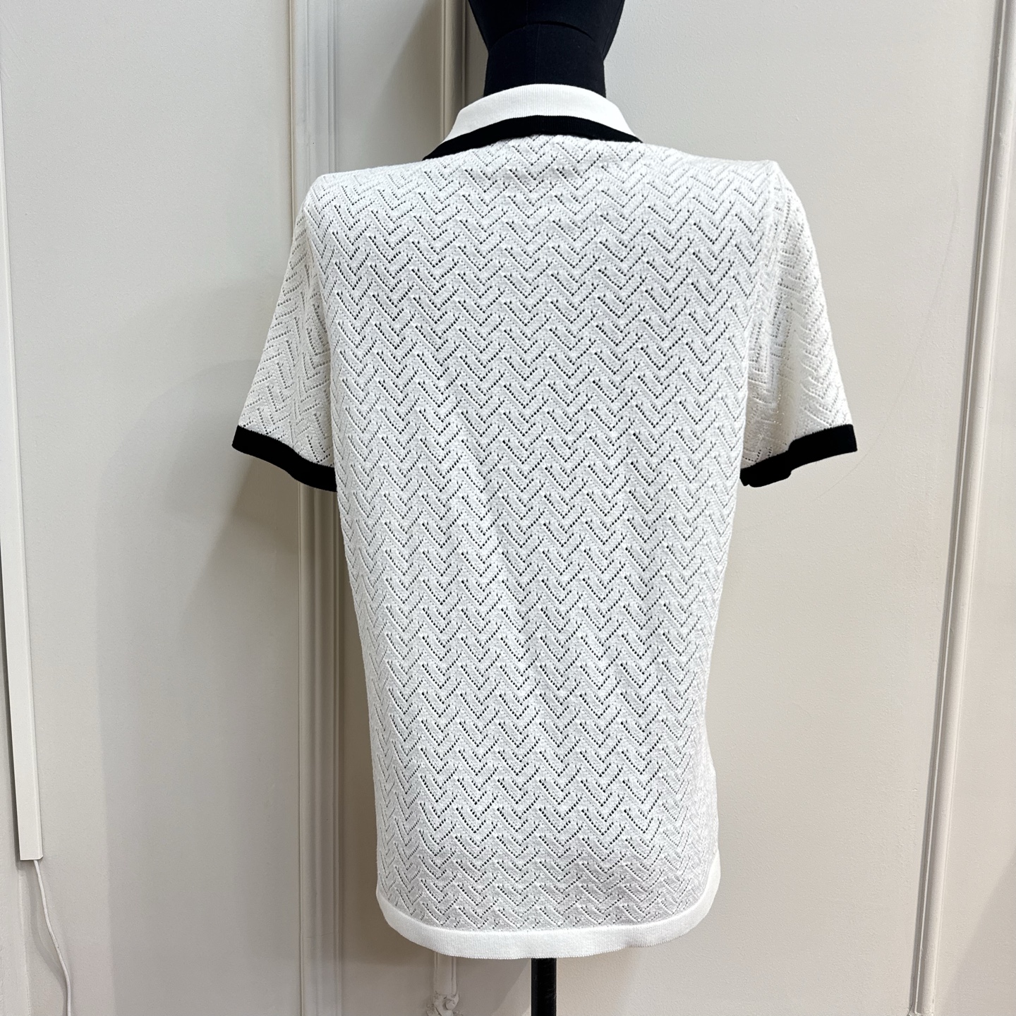 LV Resort SS26 Floral Button Mesh Knit Top S 99% New Authentic - Image 2
