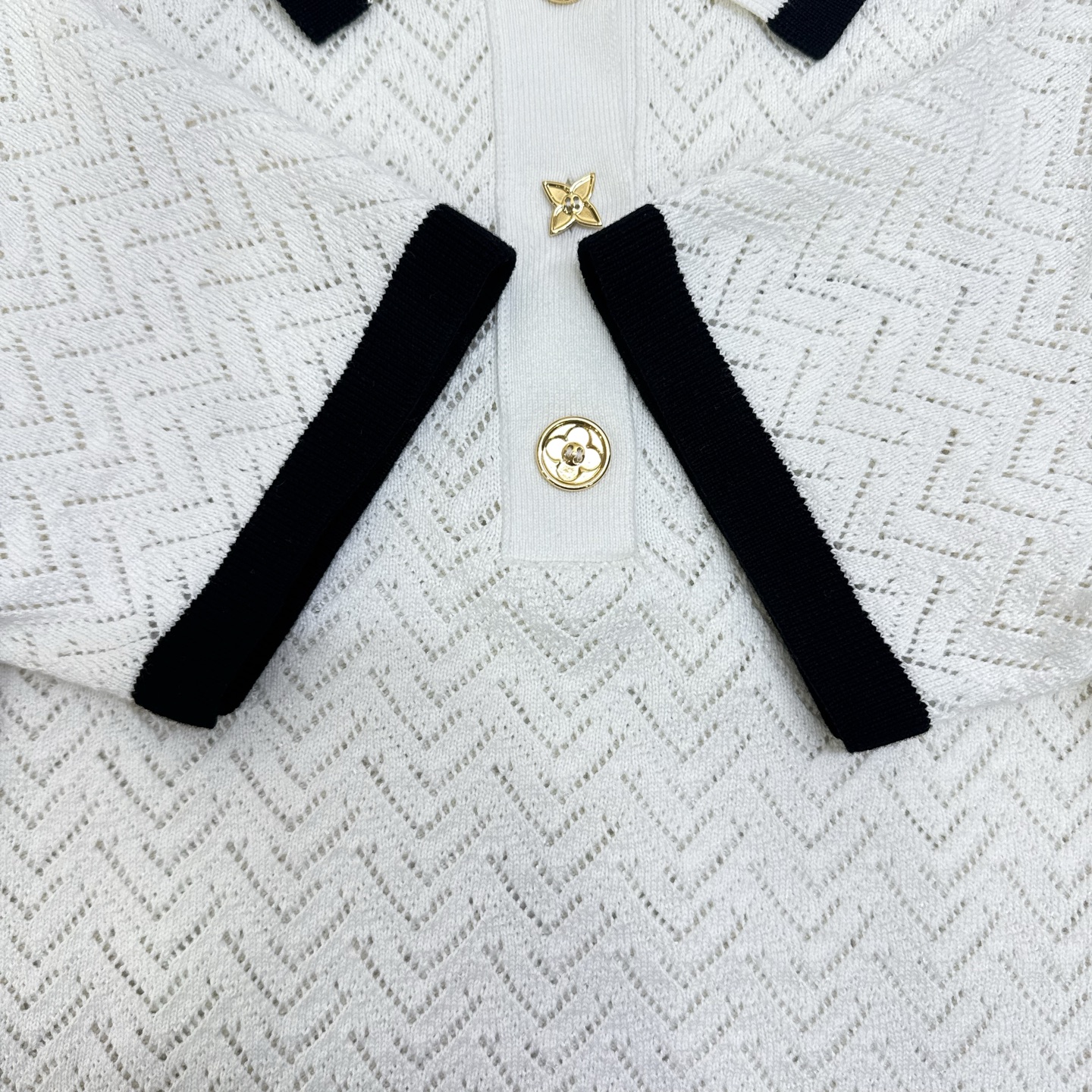 LV Resort SS26 Floral Button Mesh Knit Top S 99% New Authentic - Image 7