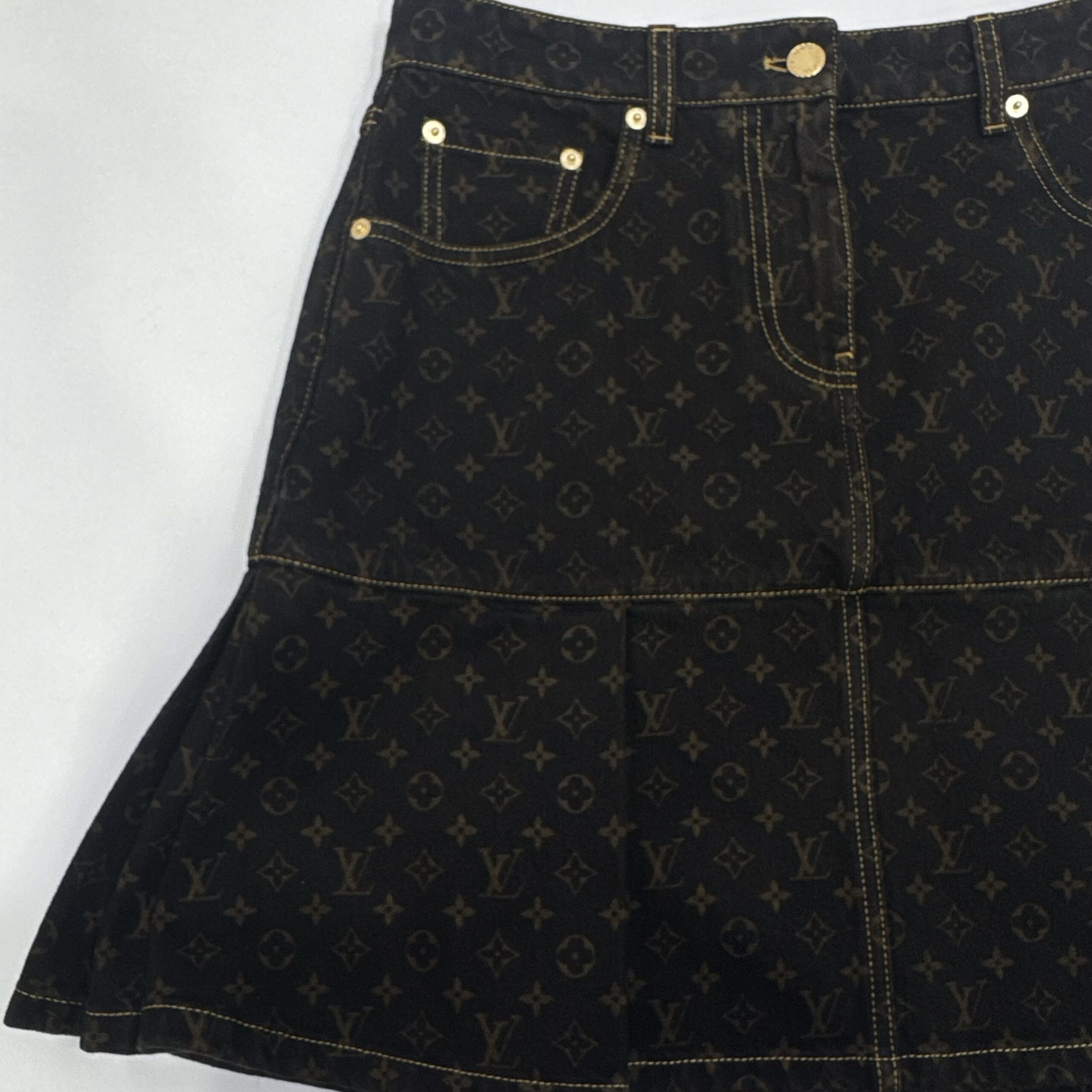 LV Louis Vuitton SS25 Letter Print Denim Skirt Size 38 M Authentic - Image 8