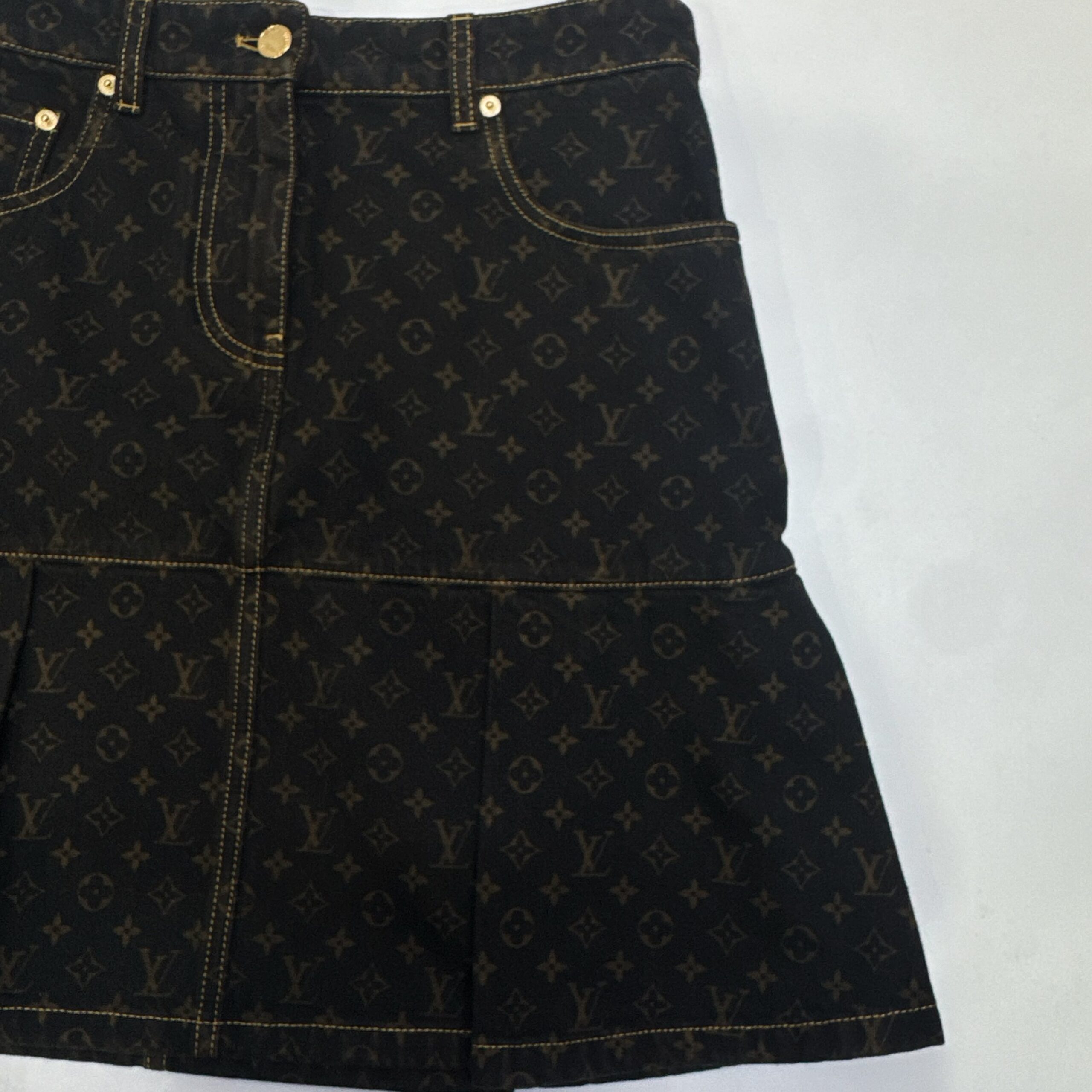 LV Louis Vuitton SS25 Letter Print Denim Skirt Size 38 M Authentic - Image 9
