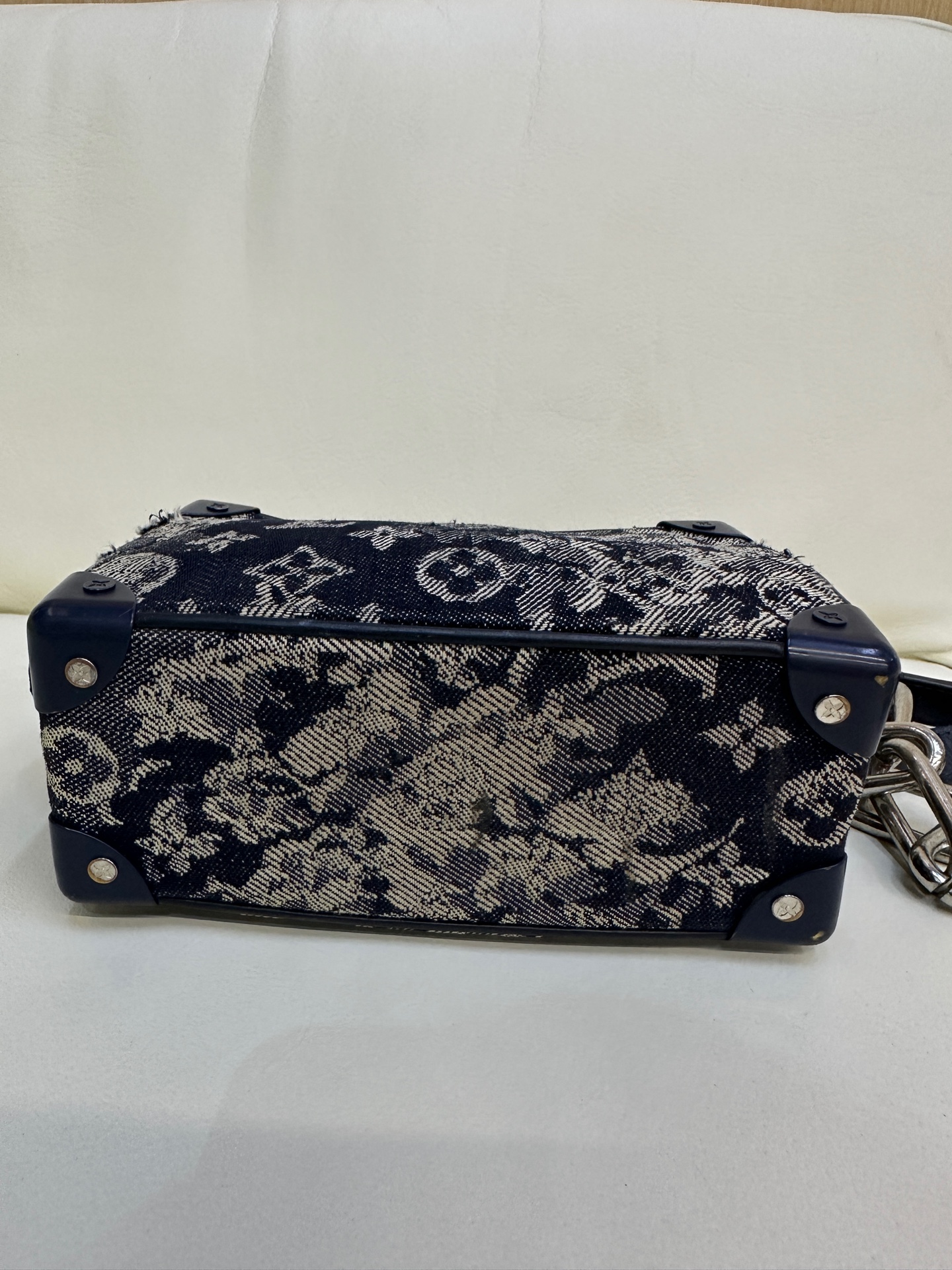LV Mini Soft Trunk Denim Limited Edition Crossbody Chain Bag Authentic - Image 4