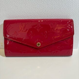 LV Louis Vuitton Rose Pink Patent Leather Envelope Wallet 19cm Authentic