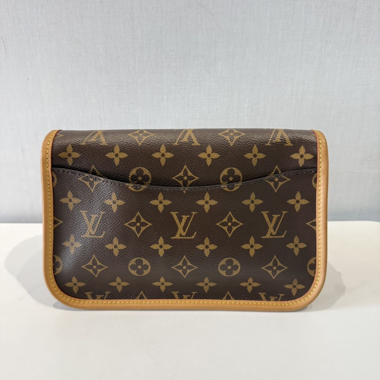 LV Louis Vuitton Monogram Black Diane Bag Authentic - Image 4