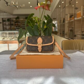 LV Louis Vuitton Nano Diane Monogram Mini Bag M83298 Authentic