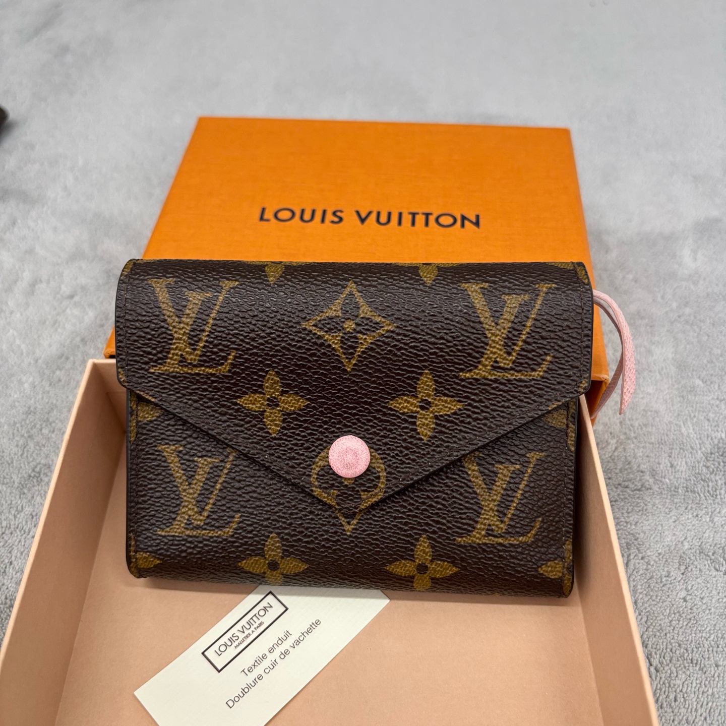 LV Louis Vuitton Monogram Folding Wallet Authentic