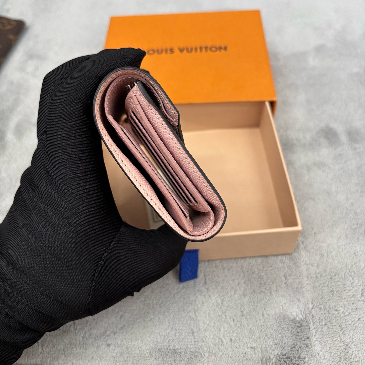 LV Louis Vuitton Monogram Folding Wallet Authentic - Image 3