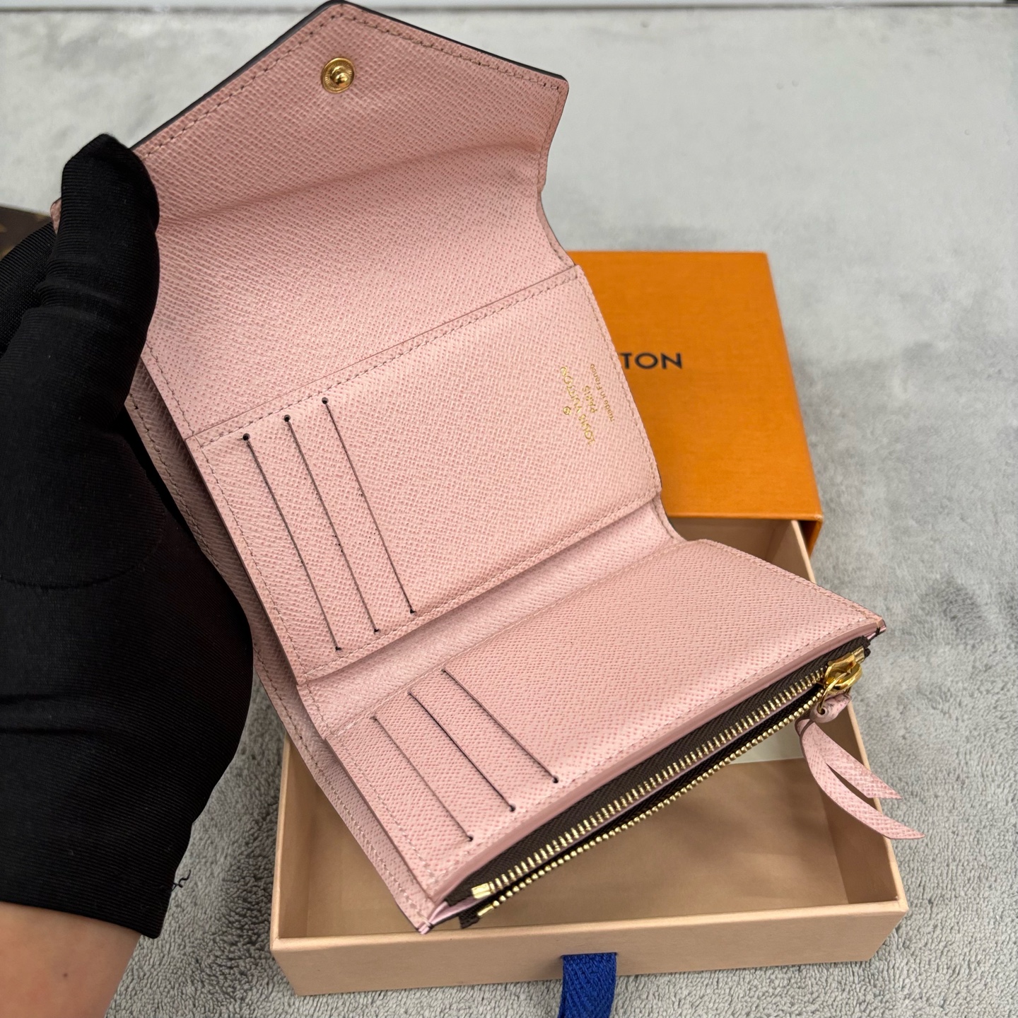 LV Louis Vuitton Monogram Folding Wallet Authentic - Image 5