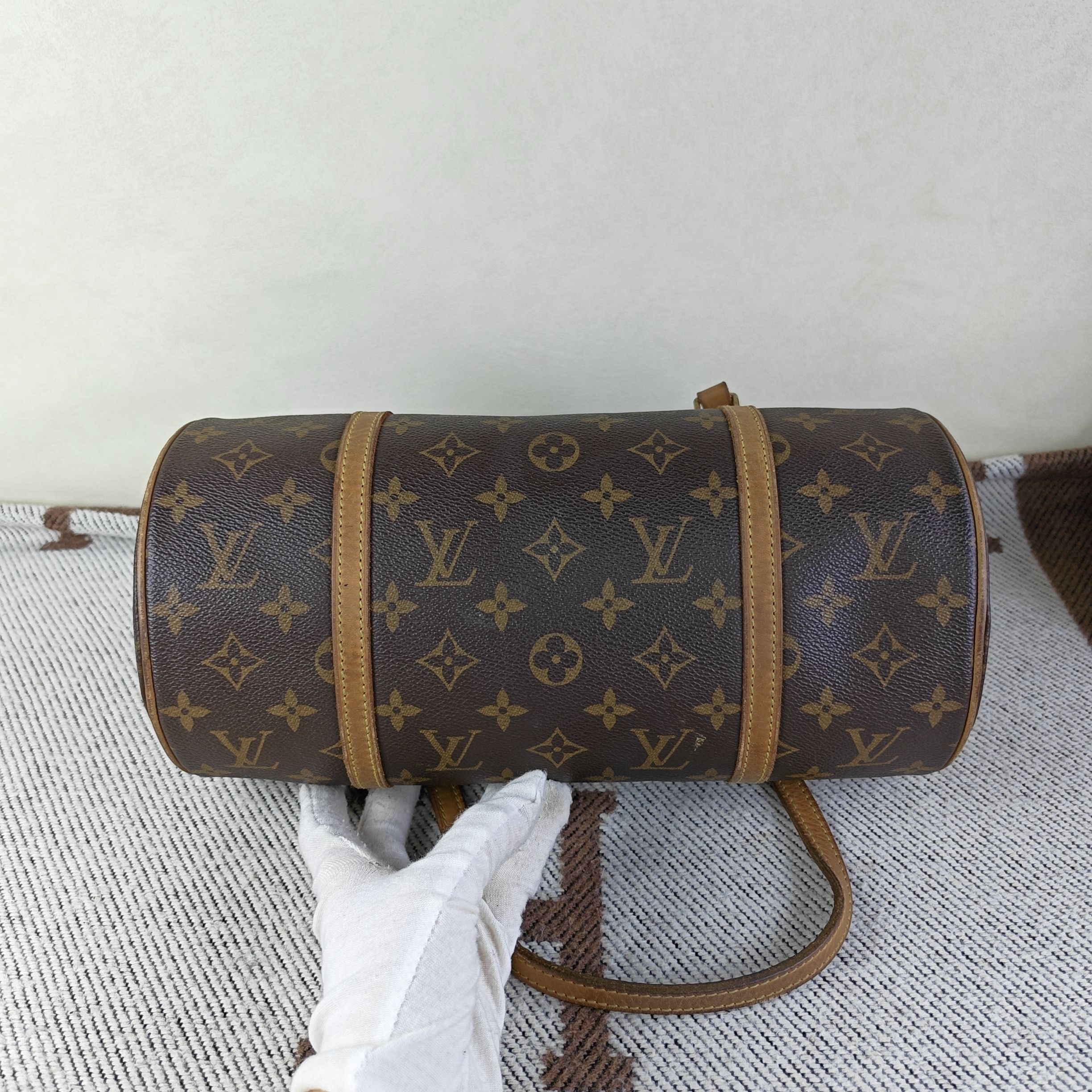 LV Monogram Vintage Round Cylinder Top Handle Bag Authentic - Image 3