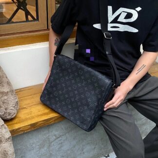 LV District MM Black Monogram Canvas Crossbody Messenger Bag Authentic
