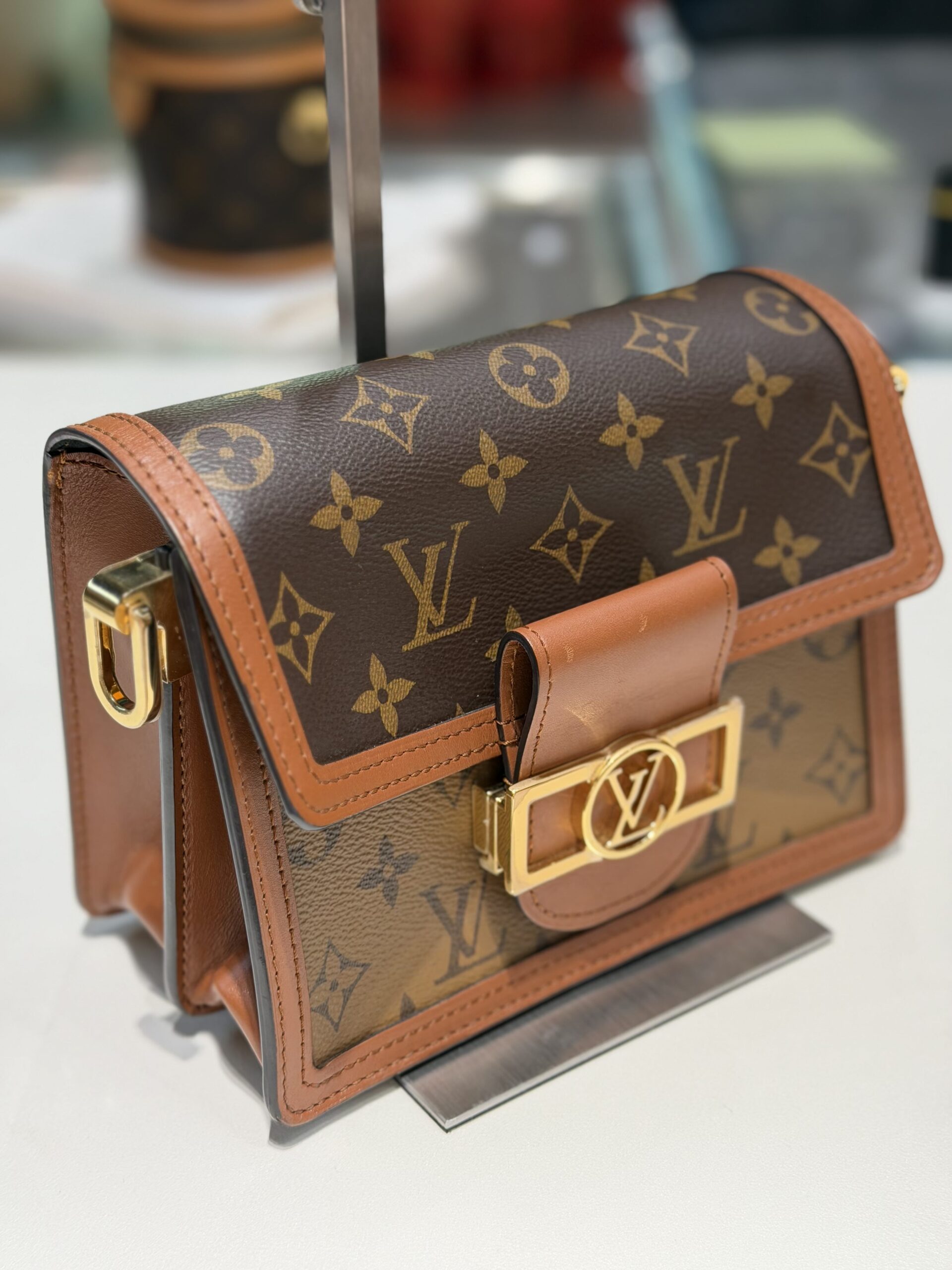 Louis Vuitton Dauphine Monogram Canvas Leather Crossbody Bag Authentic - Image 3