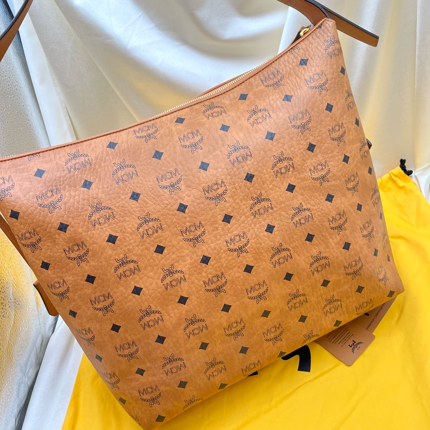 MCM Aren Visetos Monogram Canvas Hobo Shoulder Bag Brown Cognac Authentic - Image 4